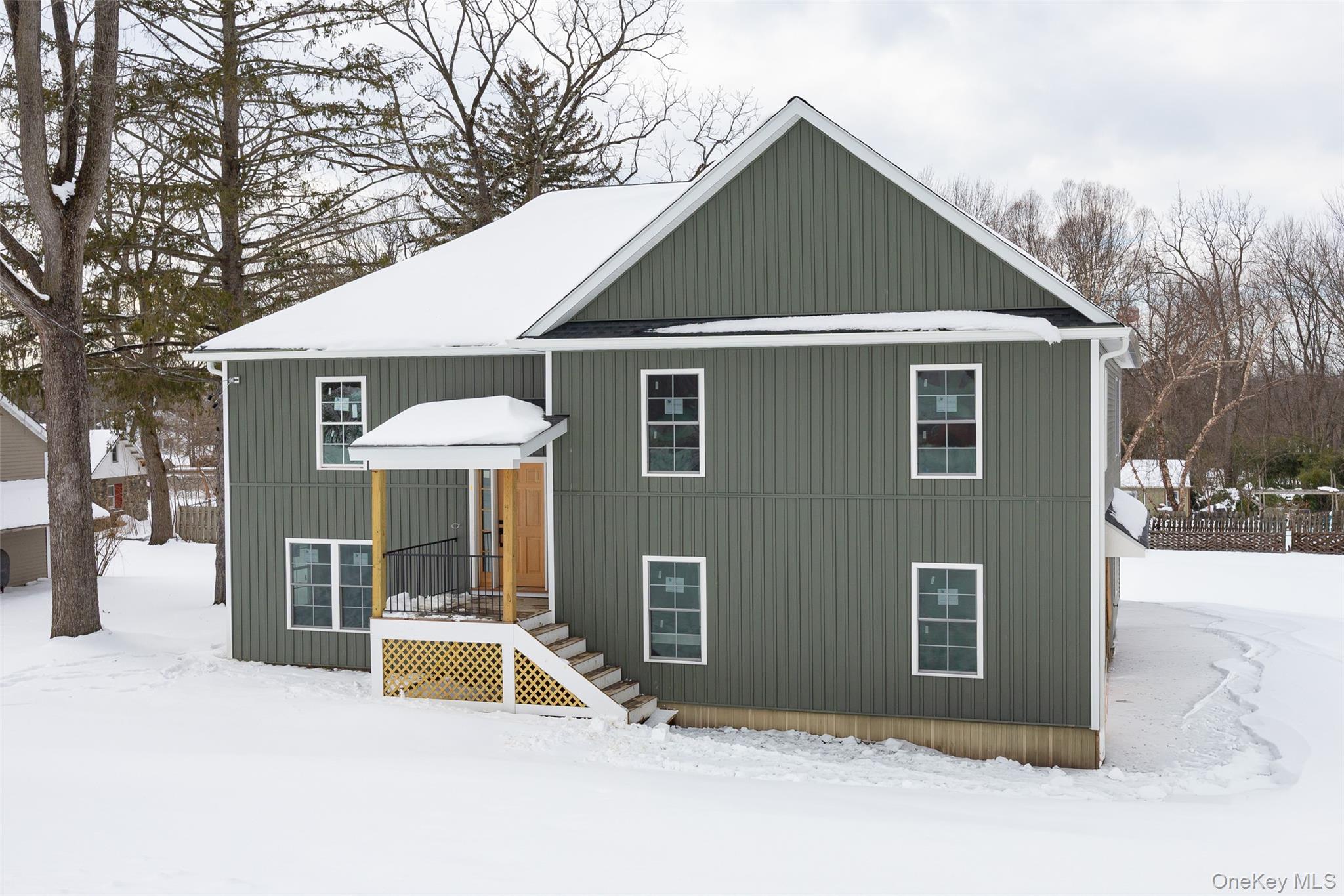 #1 photo, 15 Tompkins Avenue, Glenham , NY 12527