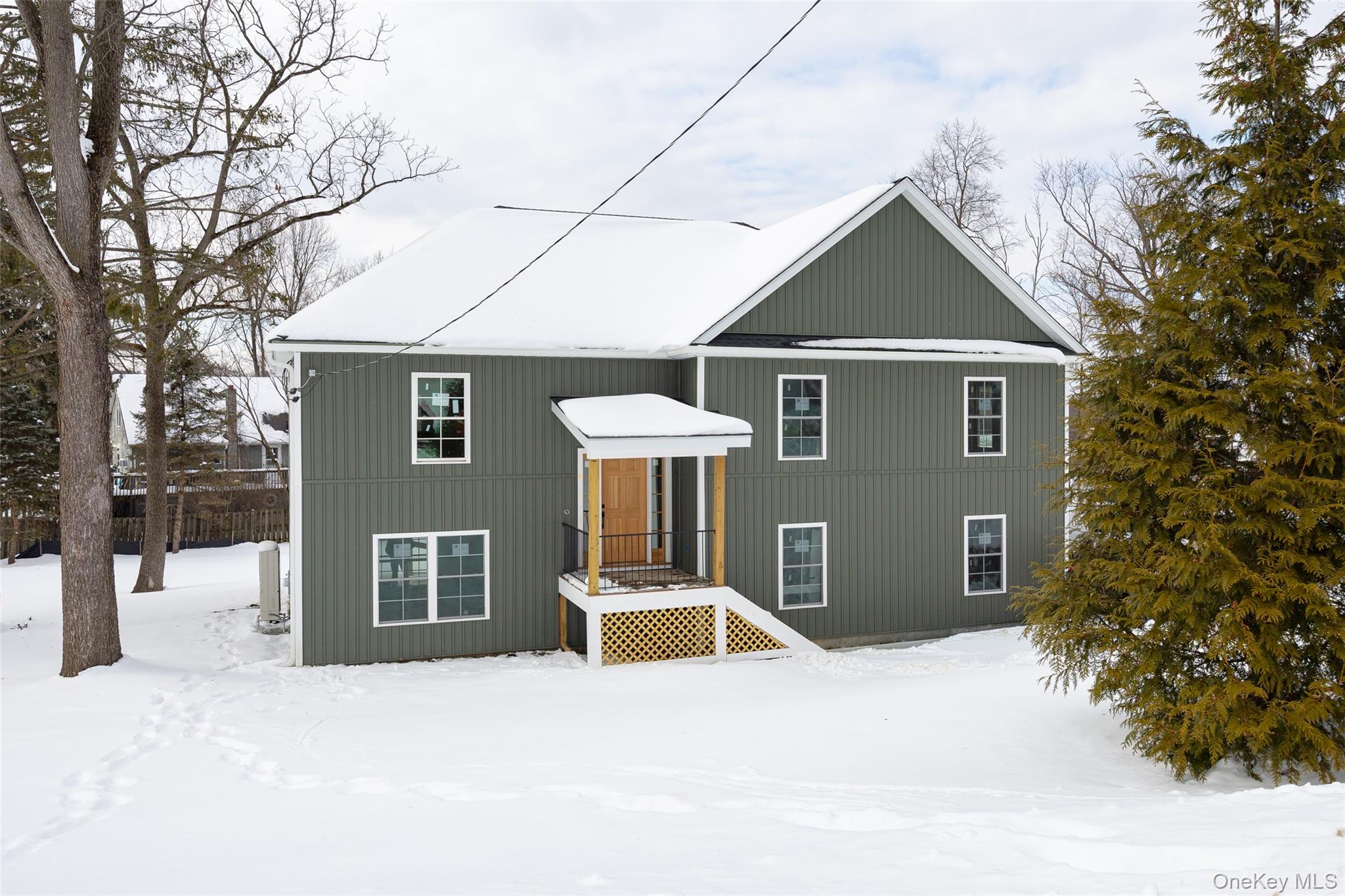 #3 photo, 15 Tompkins Avenue, Glenham , NY 12527