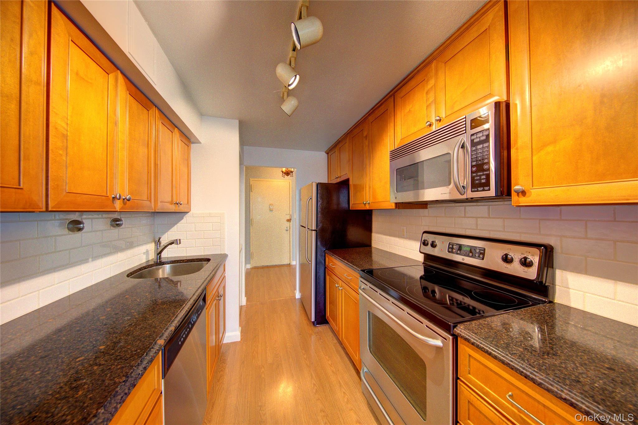 #11 photo, 235 W Park Avenue, Long Beach , NY 11561