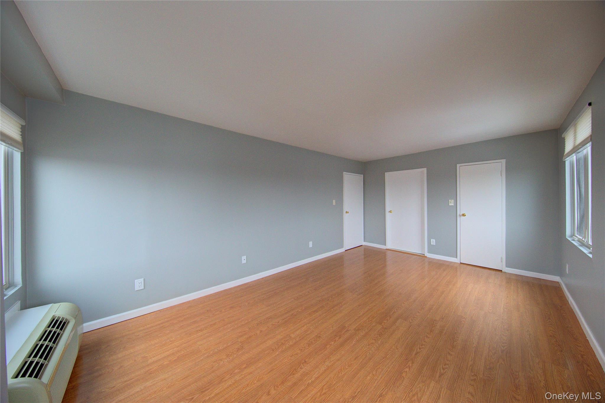 #18 photo, 235 W Park Avenue, Long Beach , NY 11561