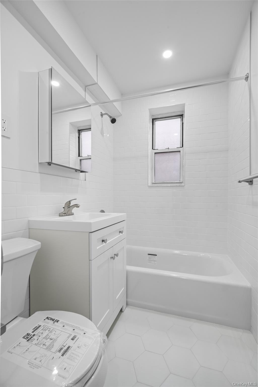 #16 photo, 6535 Yellowstone Boulevard, Forest Hills , NY 11375