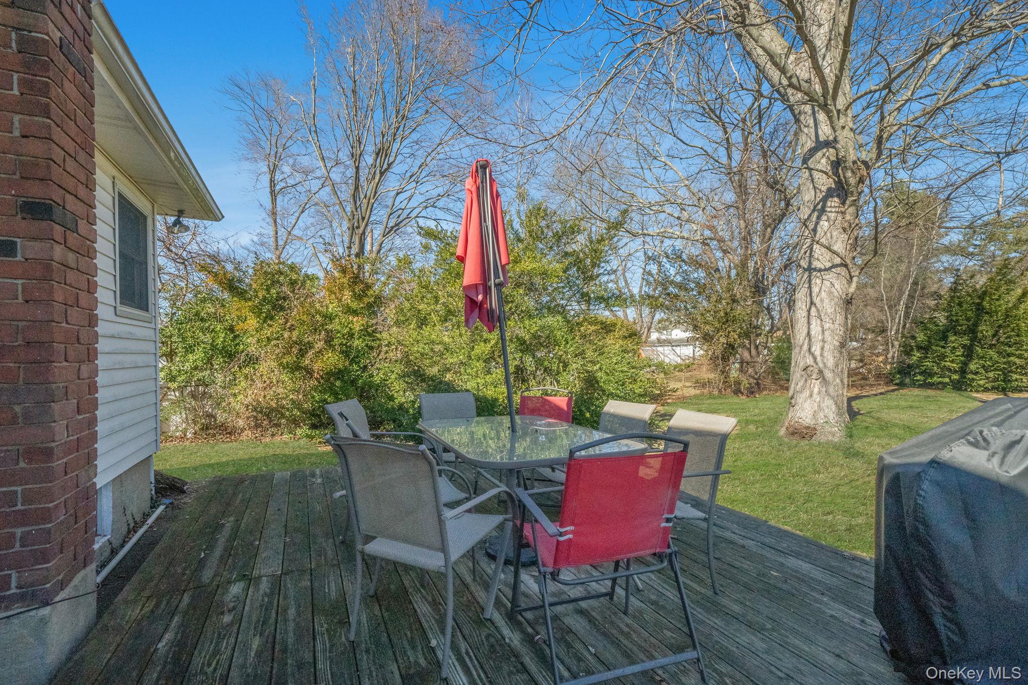 #12 photo, 490 Main Street, ناسو Farmingdale , NY 11735