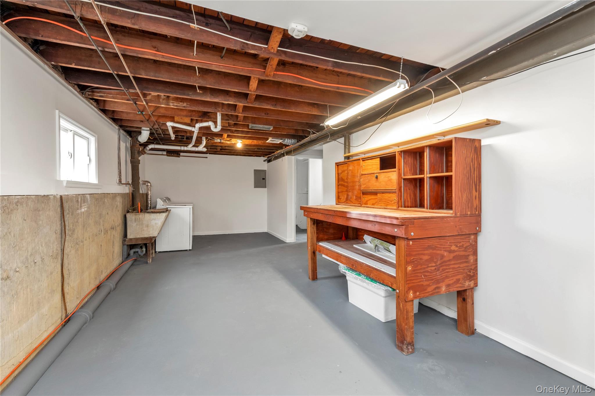 #17 photo, 2666 Peconic Avenue, नासाउ काउंटी Seaford , NY 11783