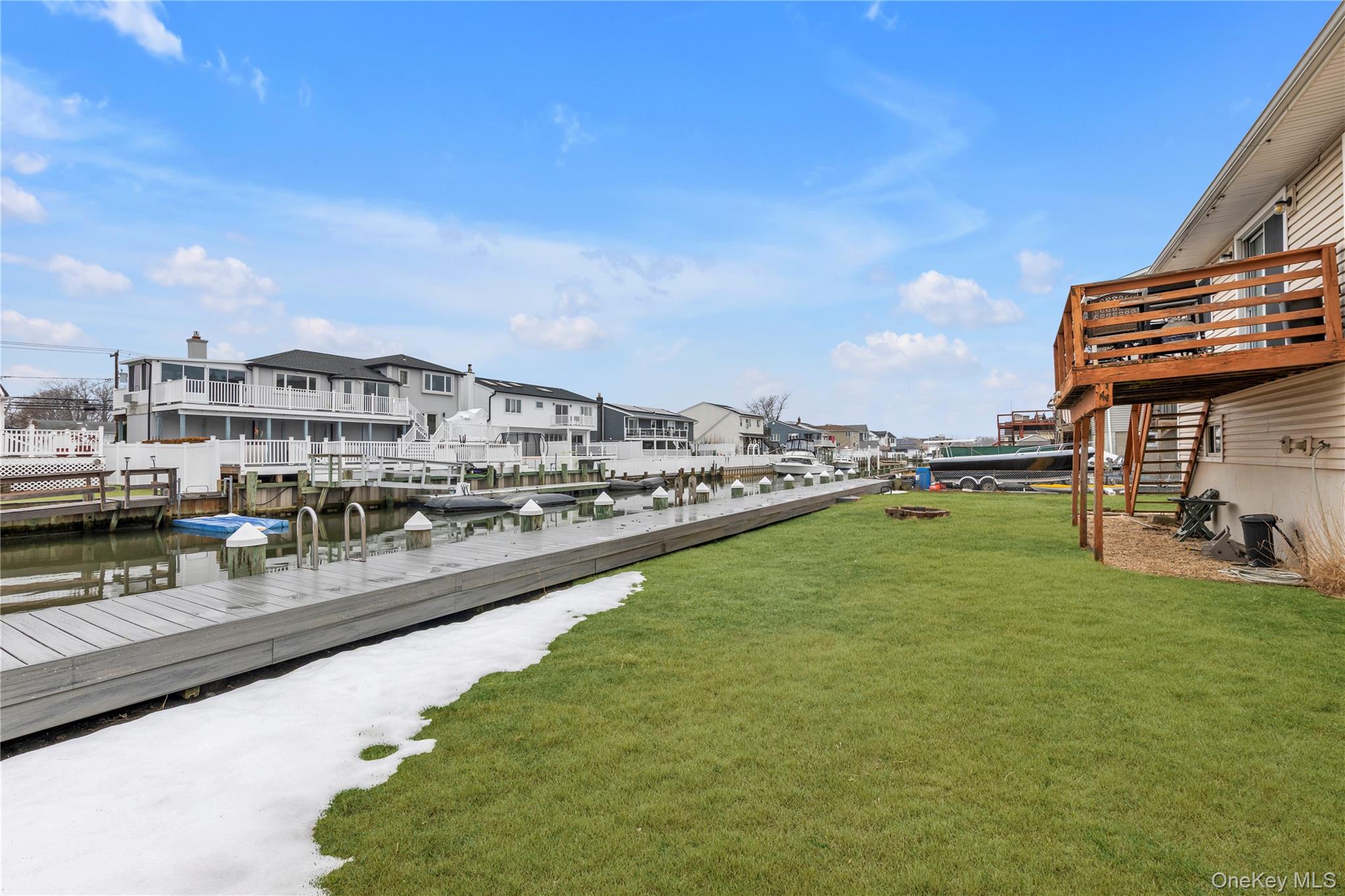 #20 photo, 2666 Peconic Avenue, नासाउ काउंटी Seaford , NY 11783