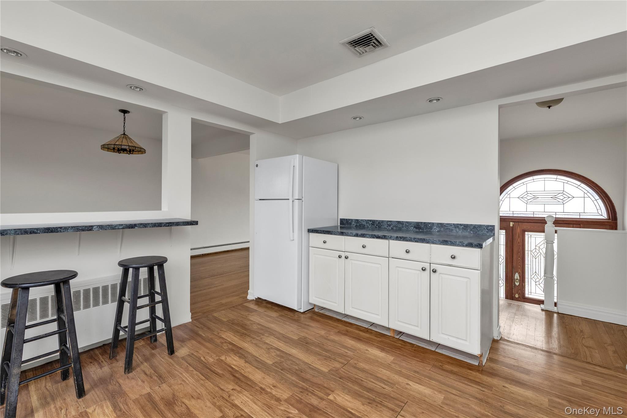 #9 photo, 2666 Peconic Avenue, नासाउ काउंटी Seaford , NY 11783