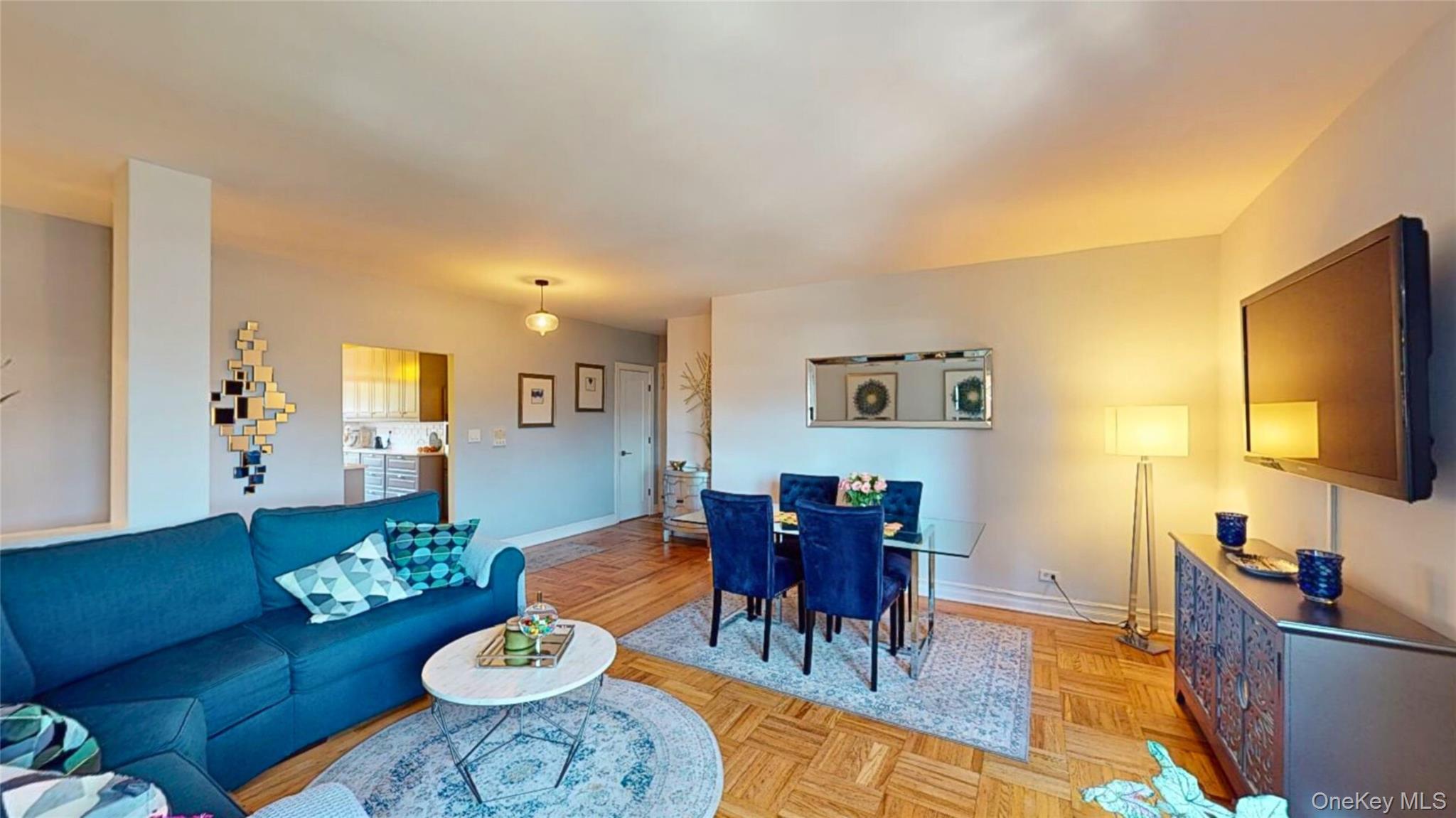 #3 photo, 48-01 42nd Street, कुईंस Sunnyside , NY 11104