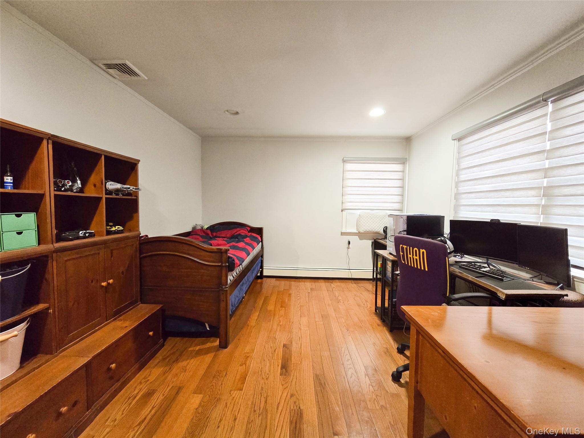 #18 photo, 64 Middleneck Road, नासाउ काउंटी Roslyn , NY 11576