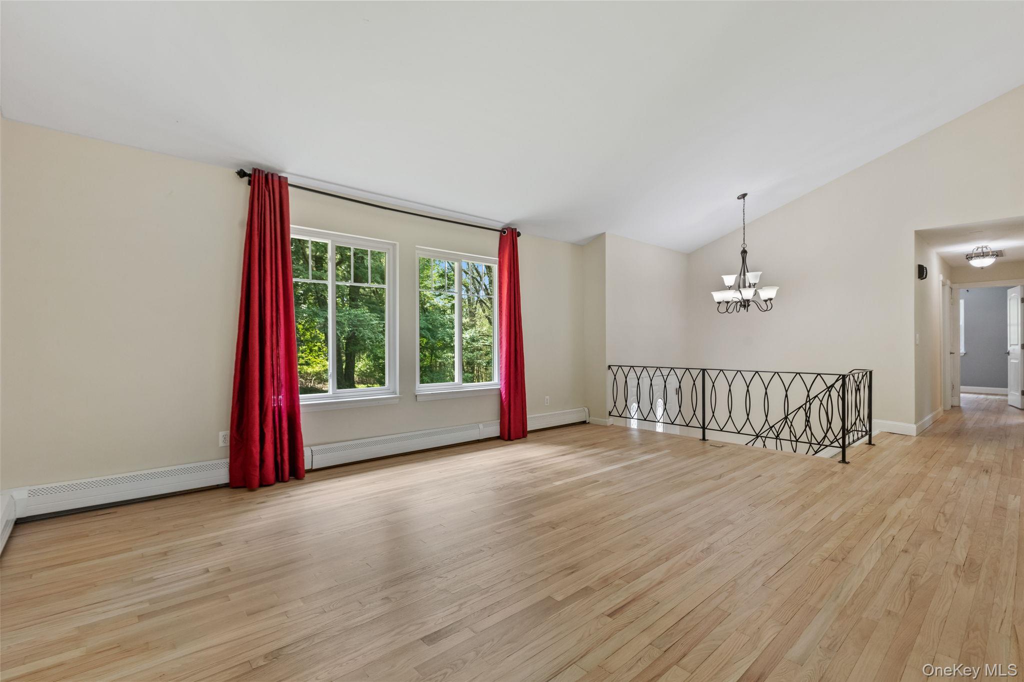 #4 photo, 424 Cording Lane, Yorktown Heights , NY 10598