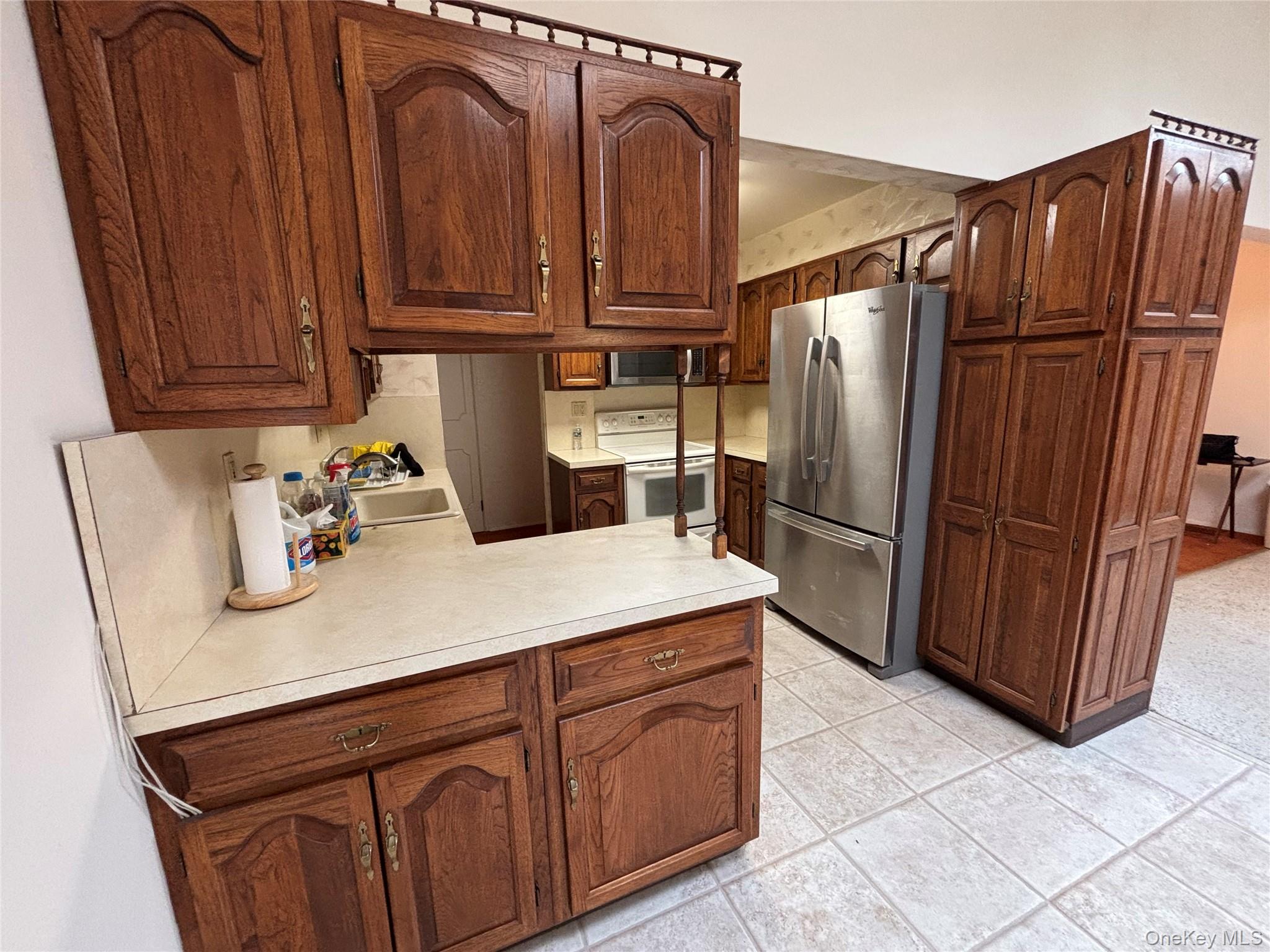 #10 photo, 660 Hewlett Street, Franklin Square , NY 11010