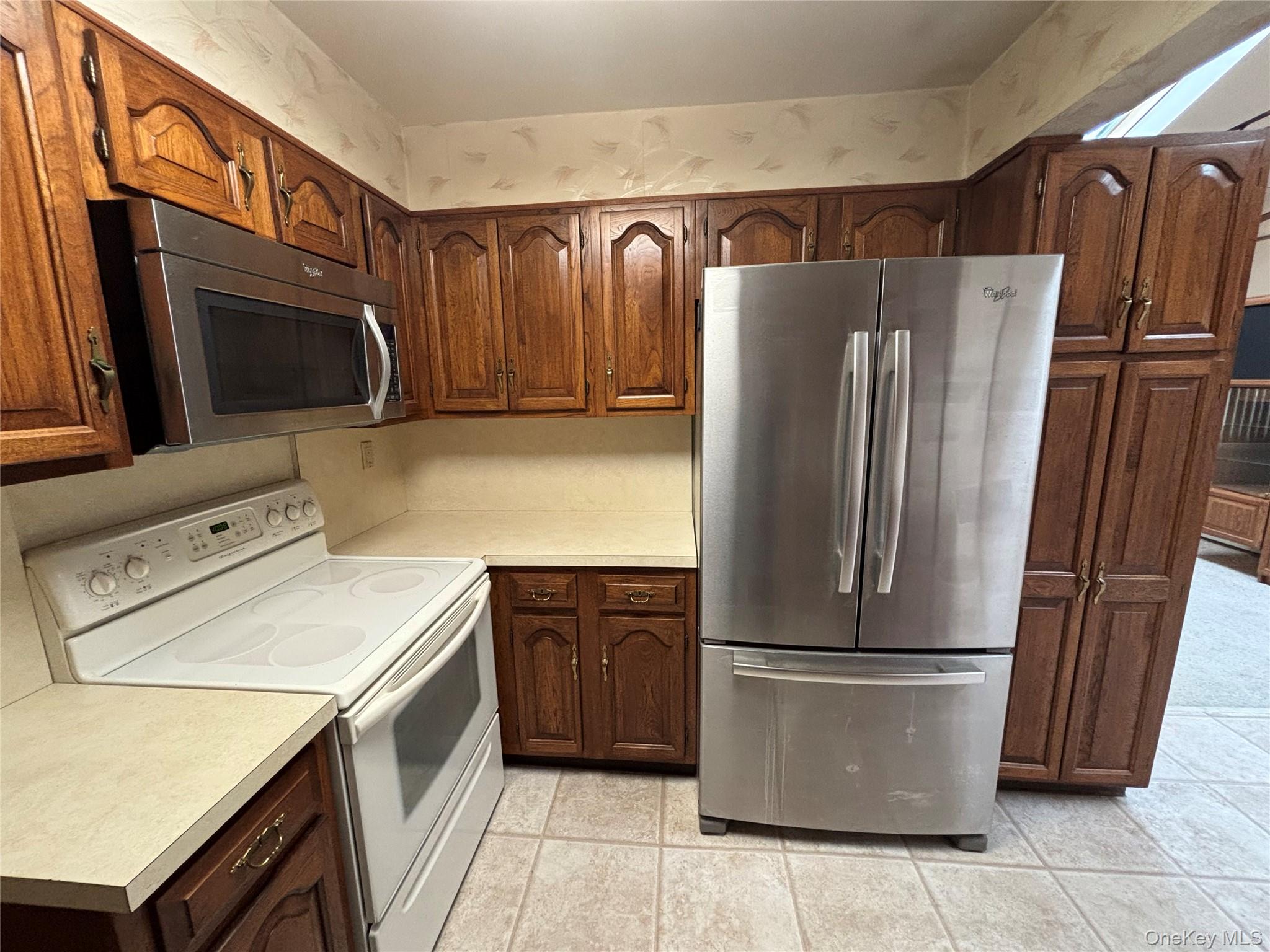 #9 photo, 660 Hewlett Street, Franklin Square , NY 11010