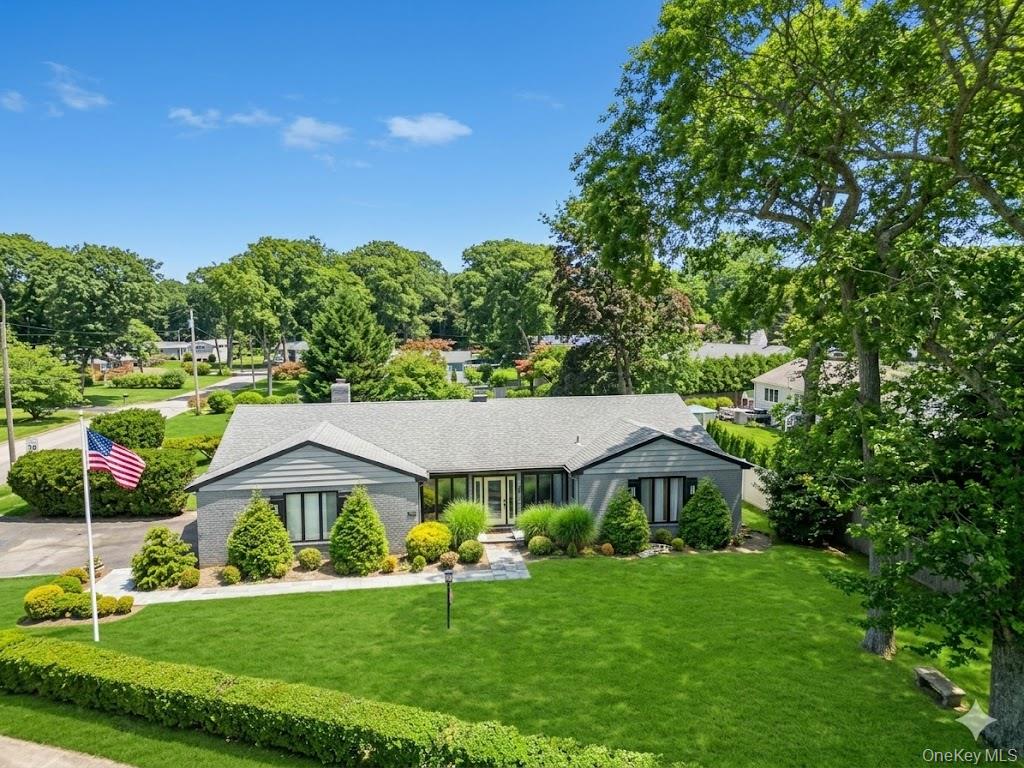 #1 photo, 386 Mill Road, Westhampton , NY 11977