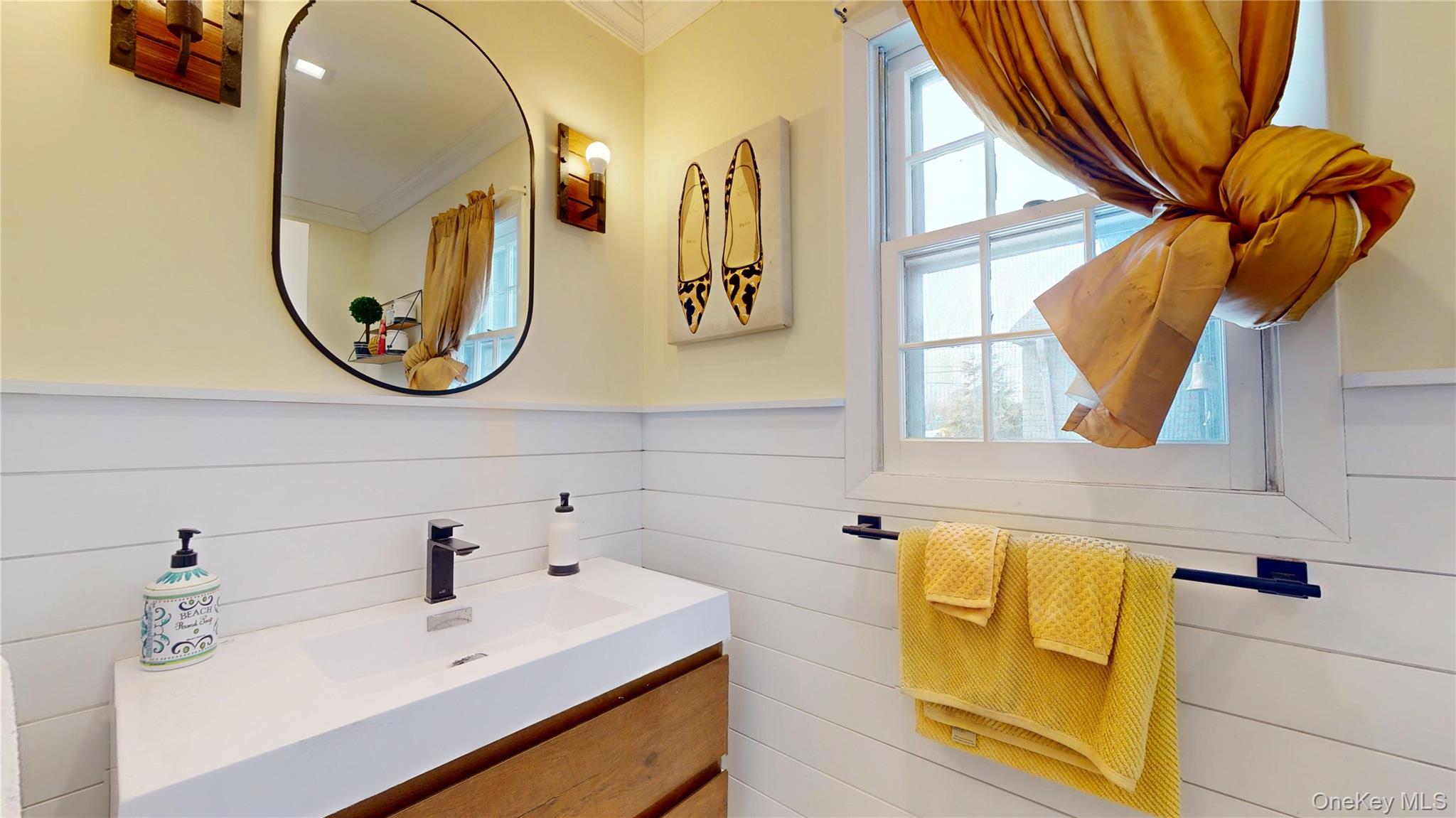 #13 photo, 386 Mill Road, Westhampton , NY 11977