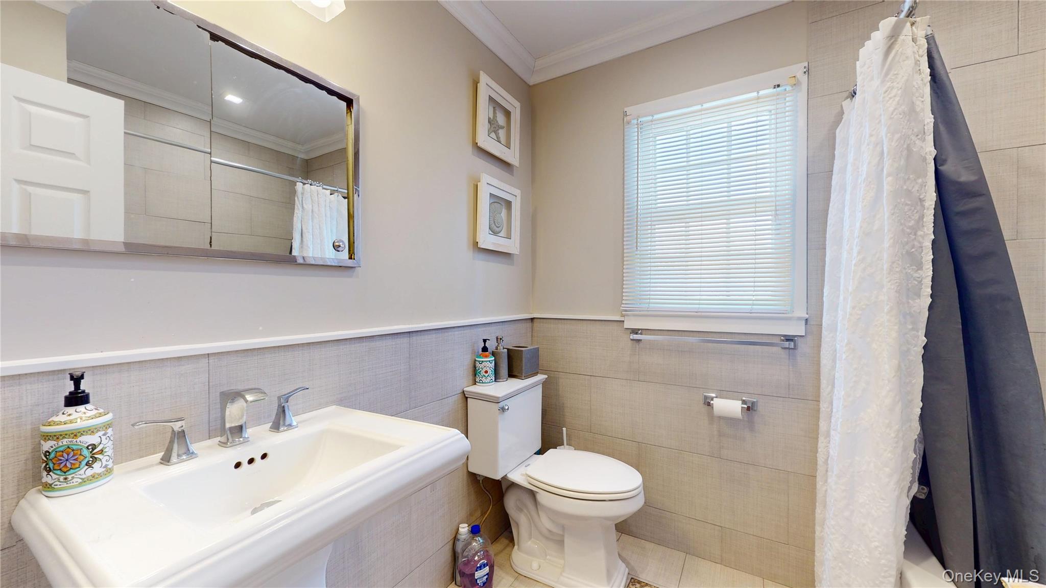 #16 photo, 386 Mill Road, Westhampton , NY 11977