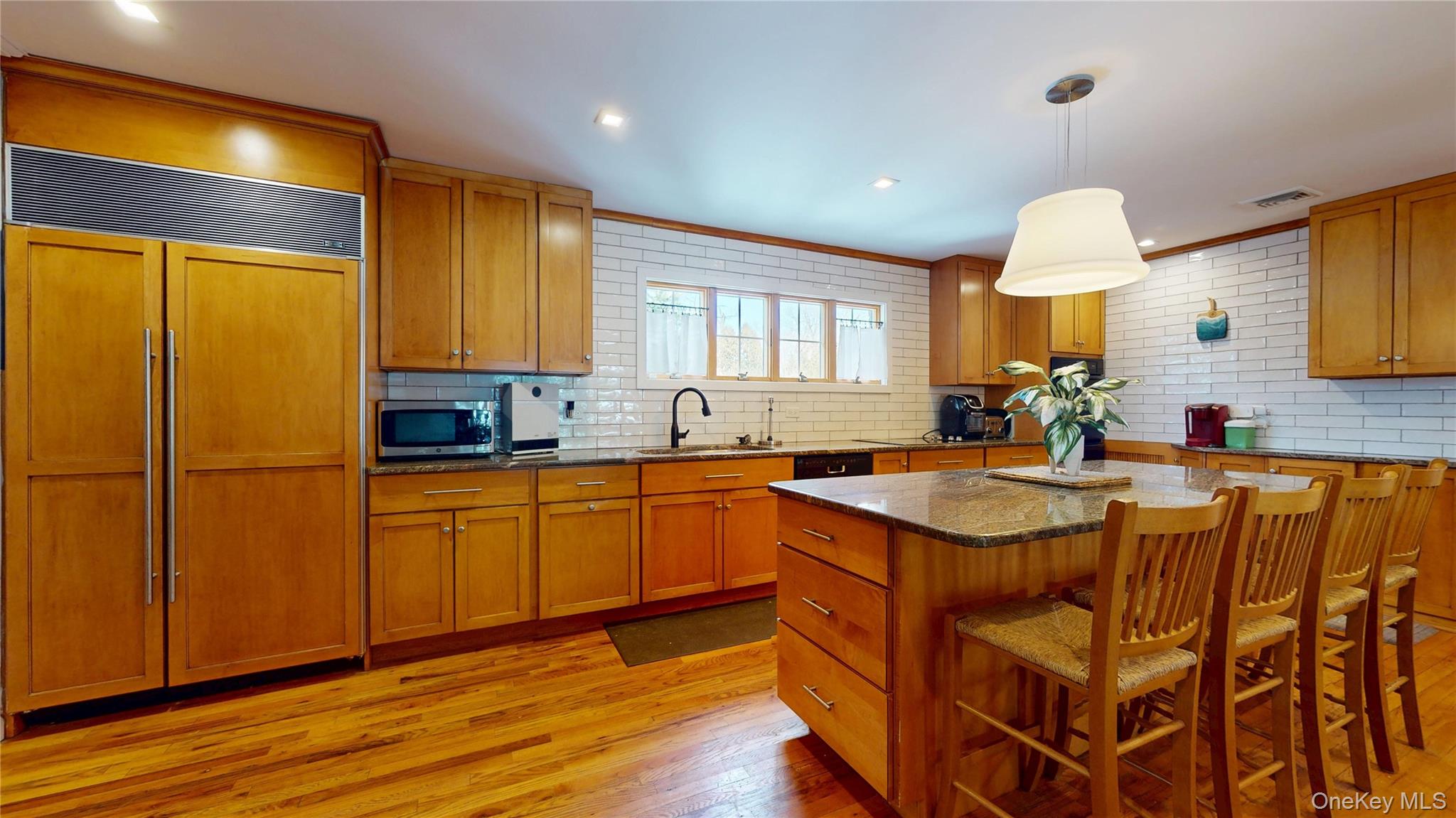 #5 photo, 386 Mill Road, Westhampton , NY 11977