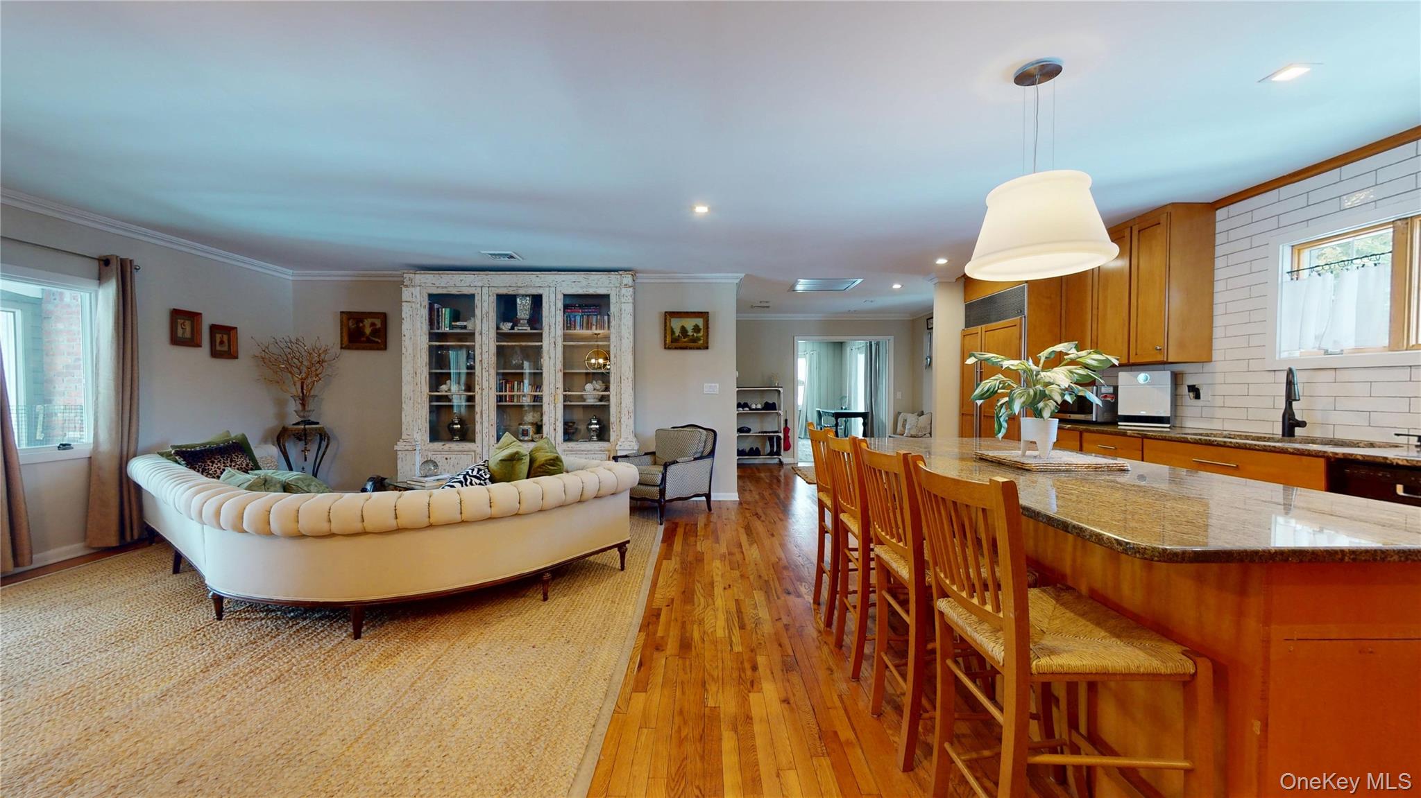 #7 photo, 386 Mill Road, Westhampton , NY 11977