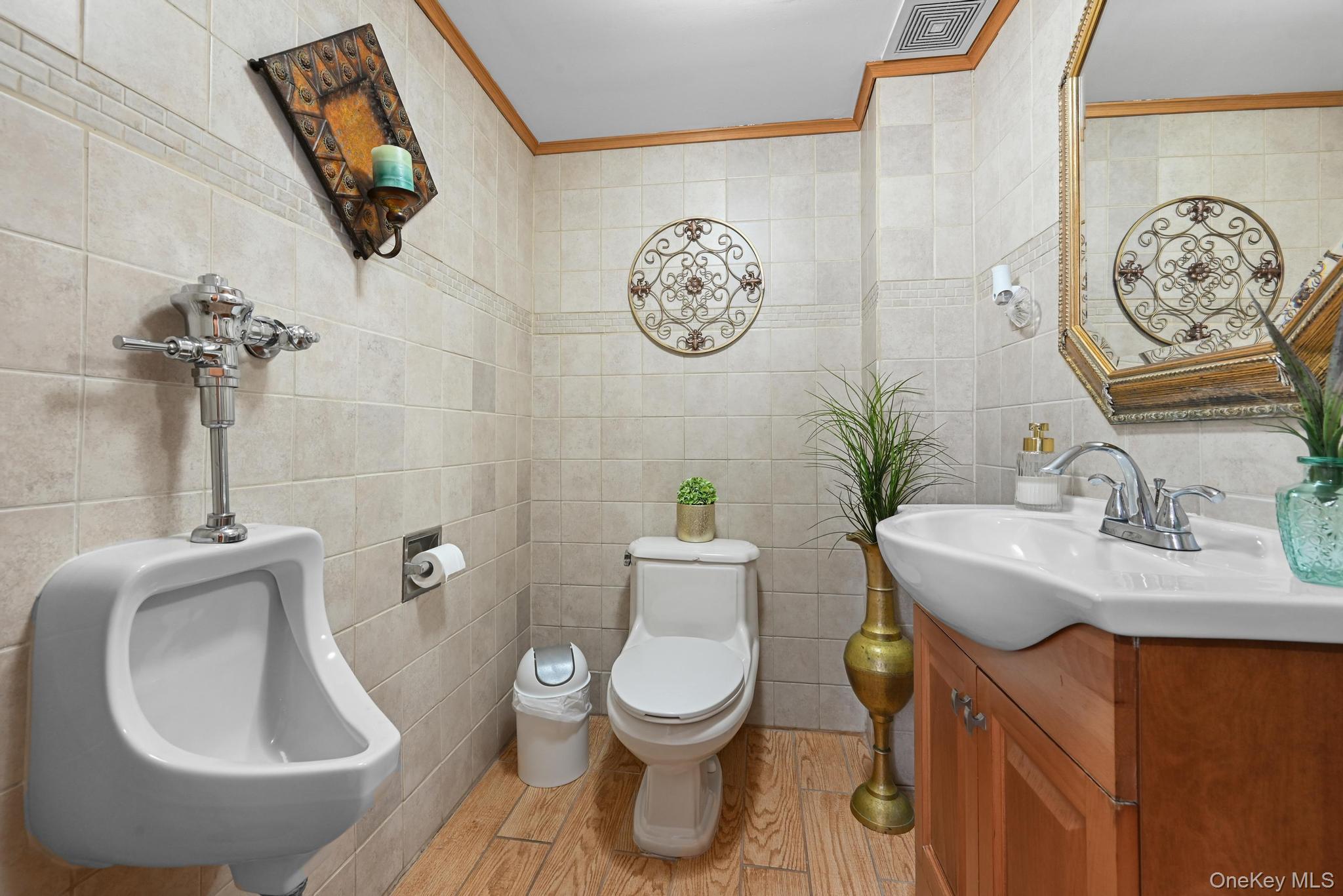 #16 photo, 54 Chestnut Street, Brooklyn , NY 11208