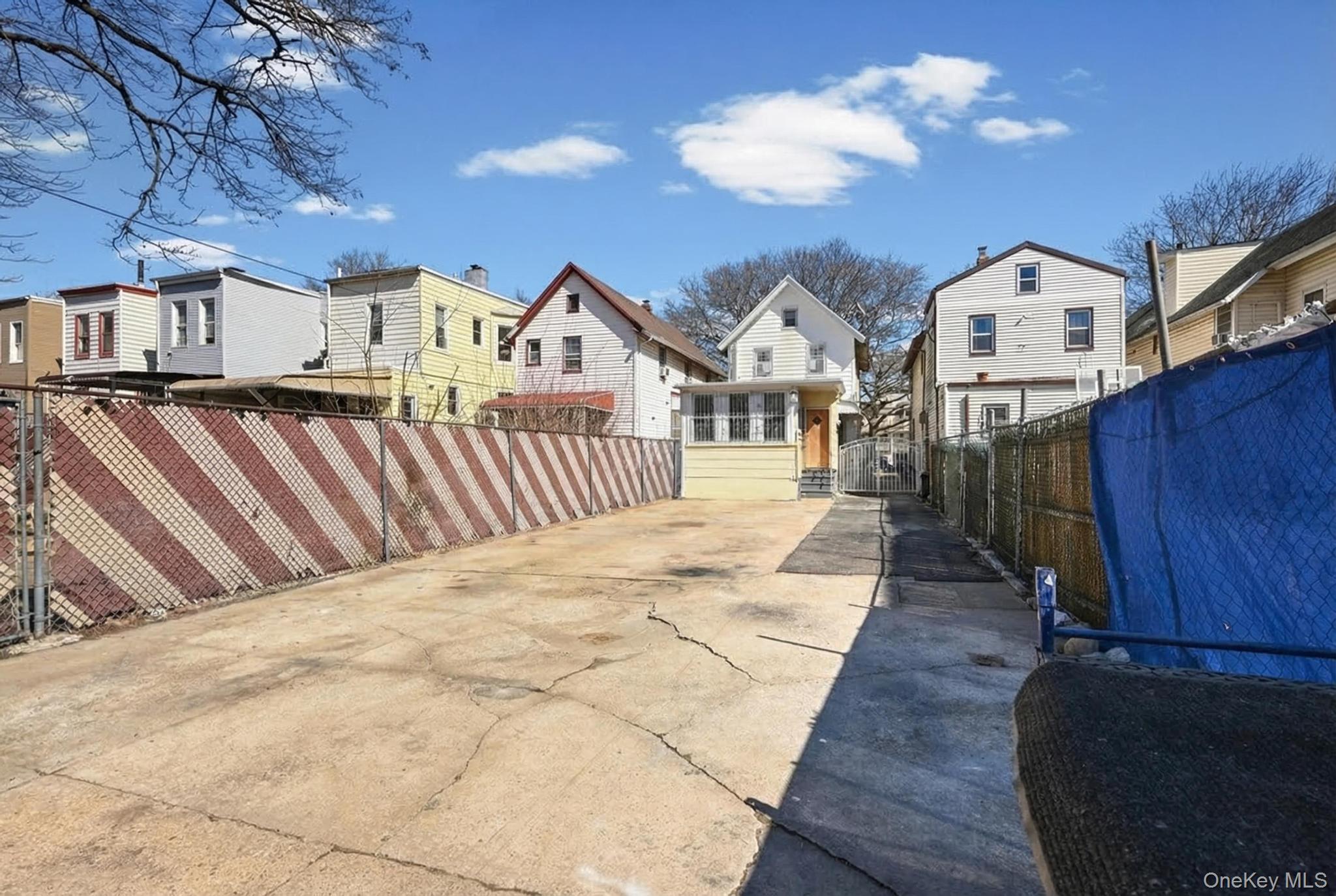 #4 photo, 54 Chestnut Street, Brooklyn , NY 11208