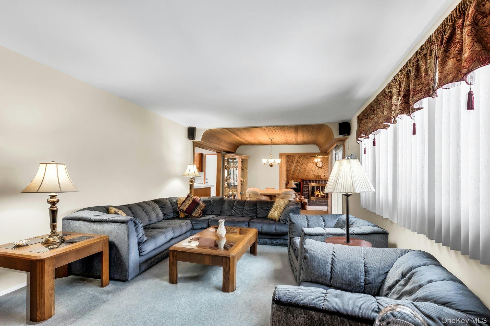 #5 photo, 893 Connetquot Avenue, Islip Terrace , NY 11752