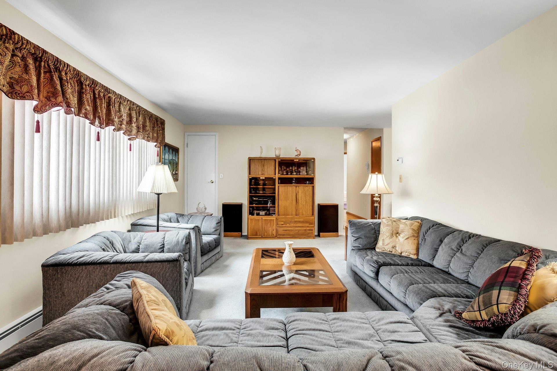 #6 photo, 893 Connetquot Avenue, Islip Terrace , NY 11752