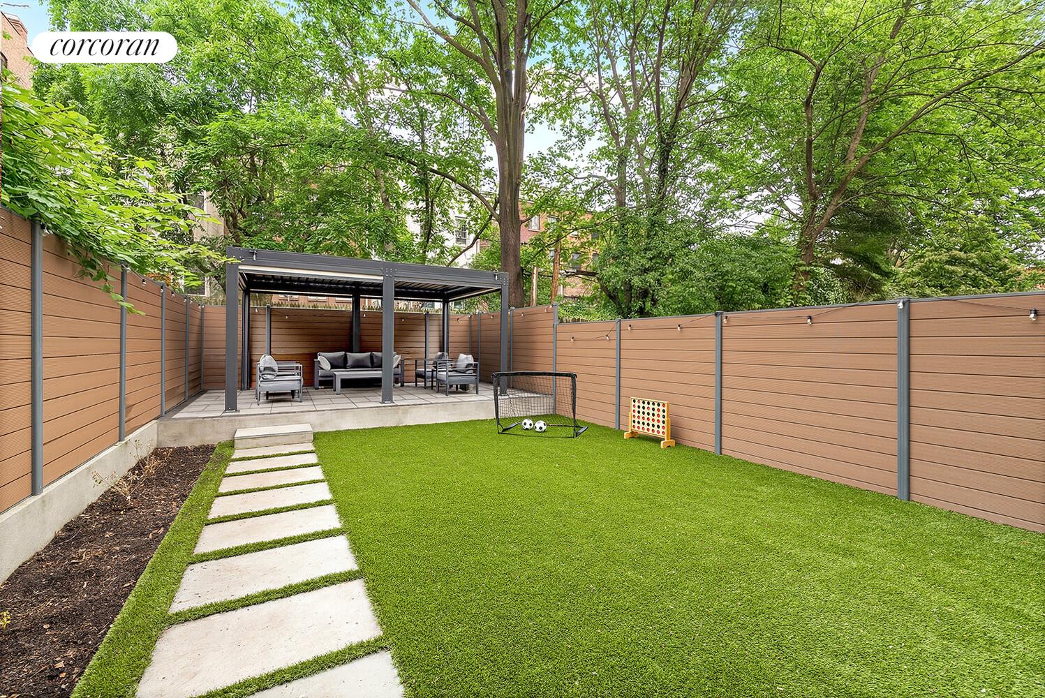 #4 photo, 407 ADELPHI Street, Бруклин ‖ Fort Greene , NY 11238