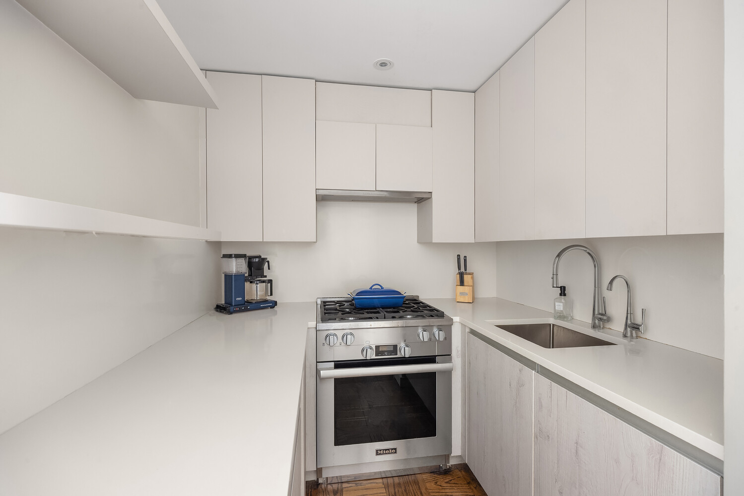 #7 photo, 170 W END Avenue, Lincoln Square , NY 10023