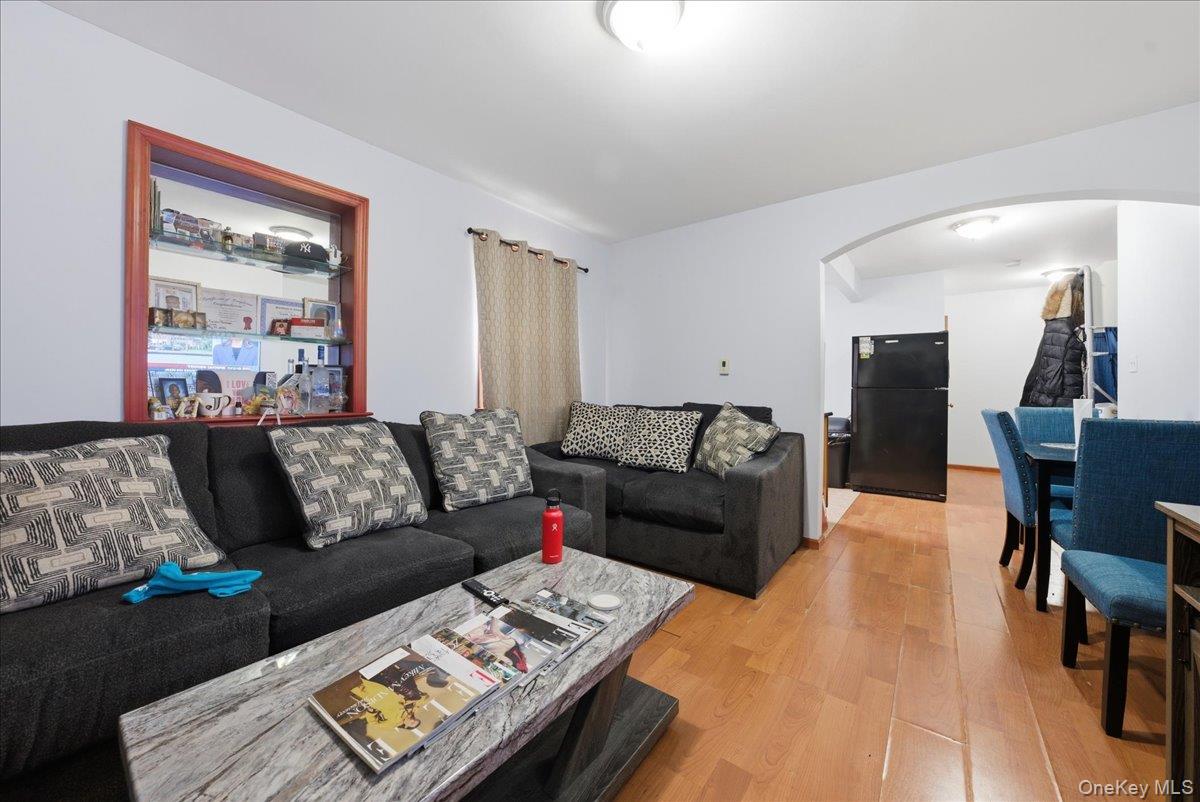 #4 photo, 3544 -3546 Laconia Avenue, Bronx , NY 10469