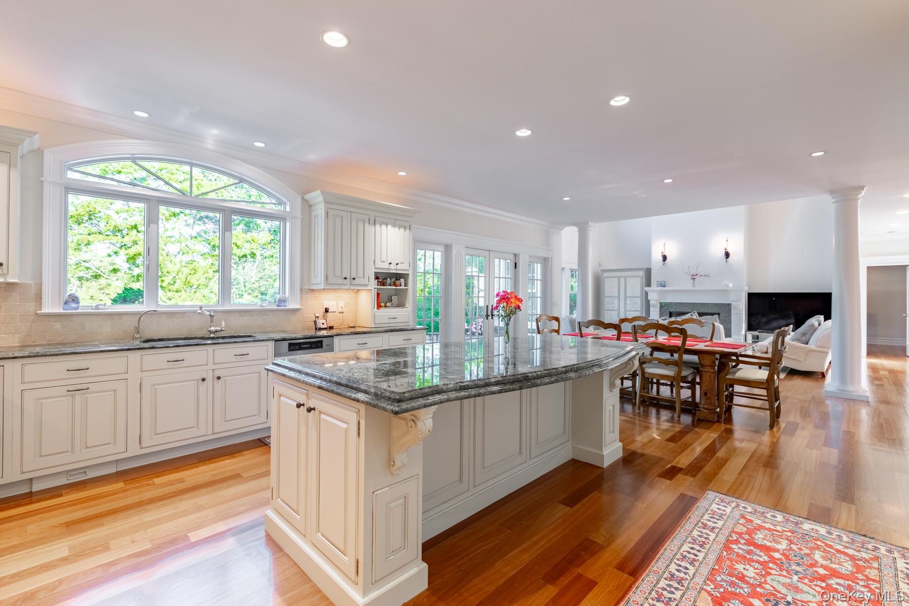 #13 photo, 147 Eaton Lane, West Islip , NY 11795