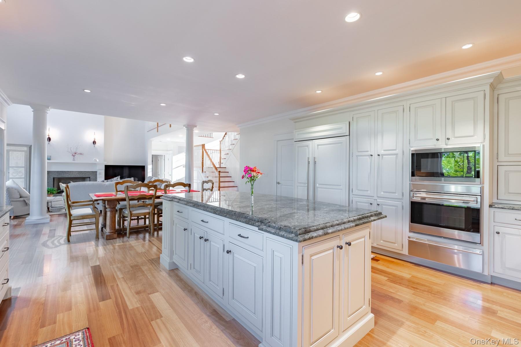 #15 photo, 147 Eaton Lane, West Islip , NY 11795