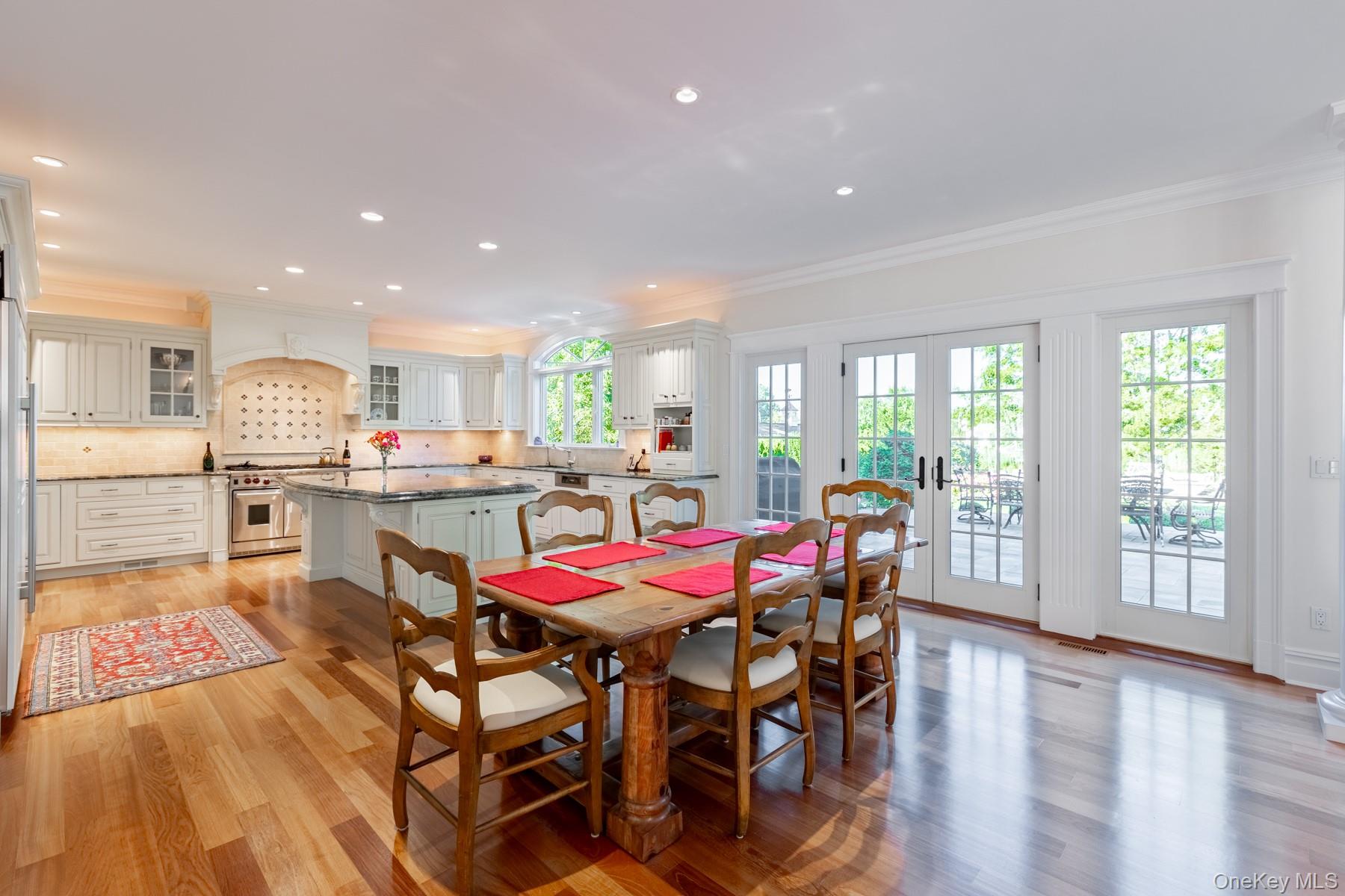 #16 photo, 147 Eaton Lane, West Islip , NY 11795