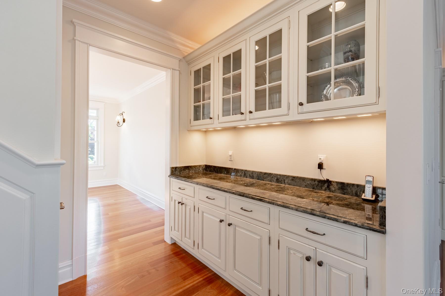 #19 photo, 147 Eaton Lane, West Islip , NY 11795