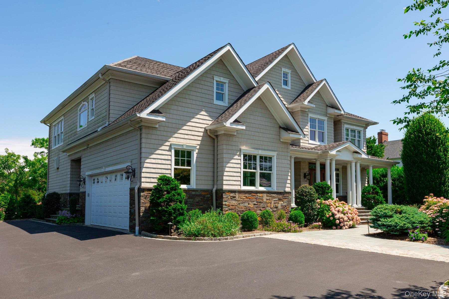 #2 photo, 147 Eaton Lane, West Islip , NY 11795