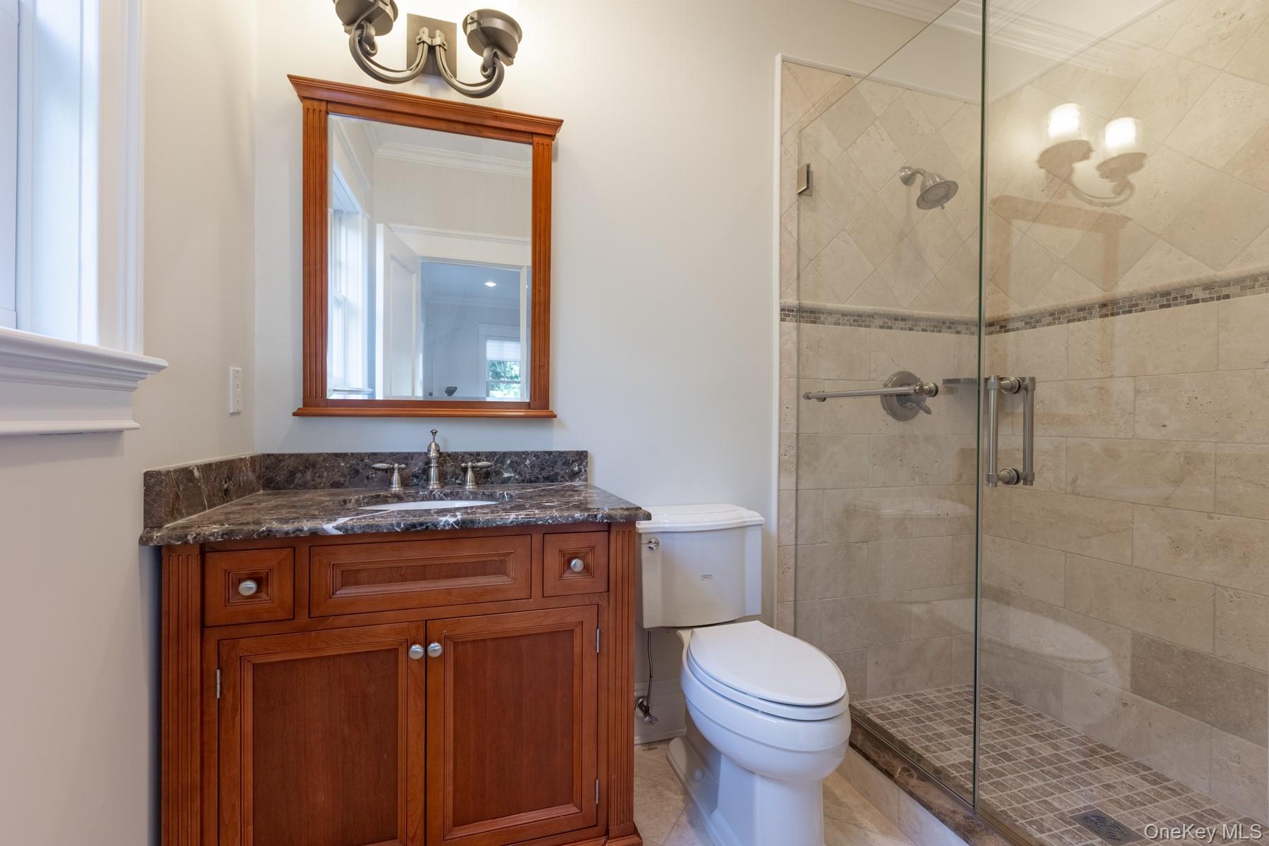 #20 photo, 147 Eaton Lane, West Islip , NY 11795