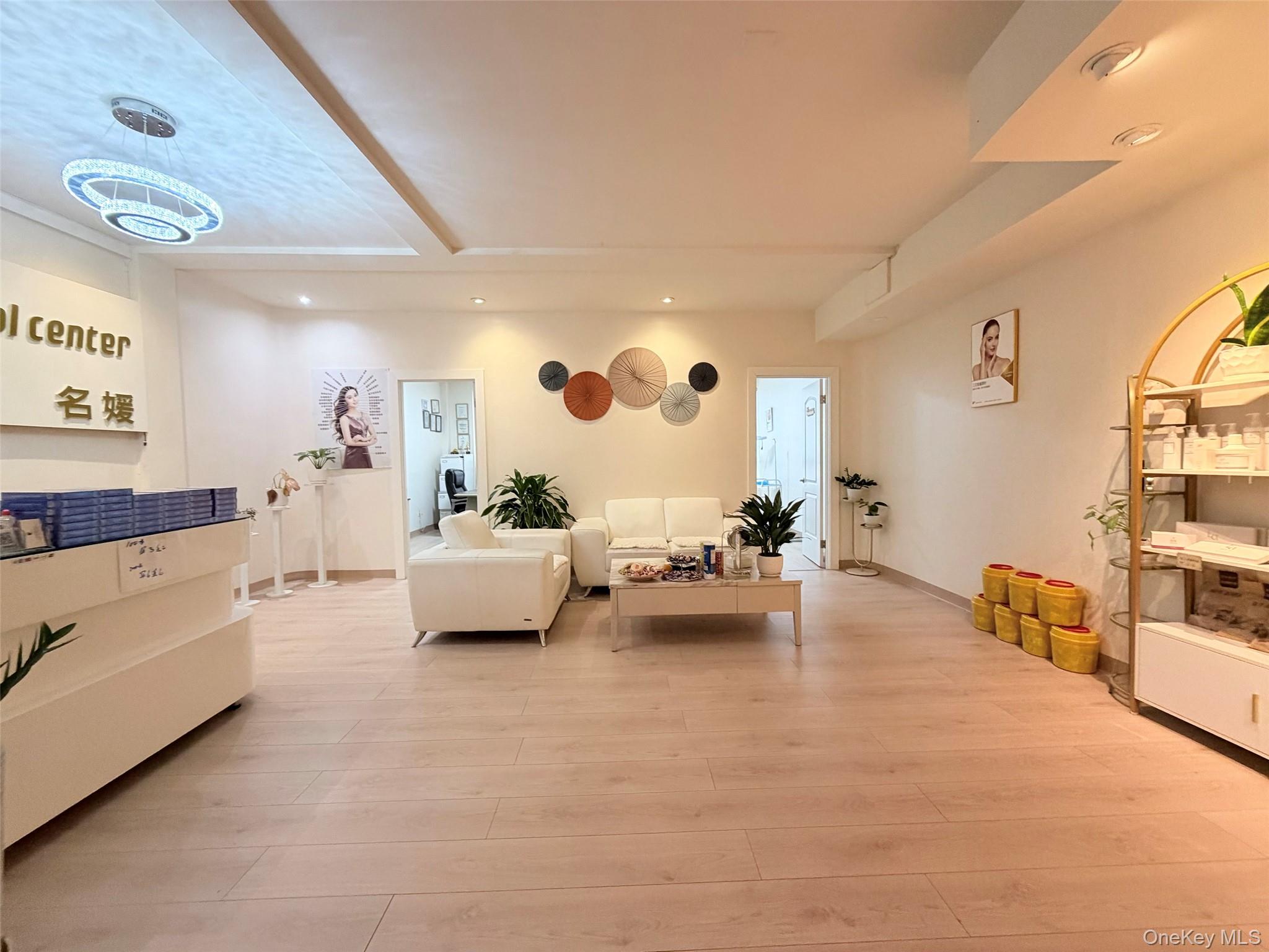 #15 photo, 36-50 Main Street, फ्लशिंग Flushing , NY 11354