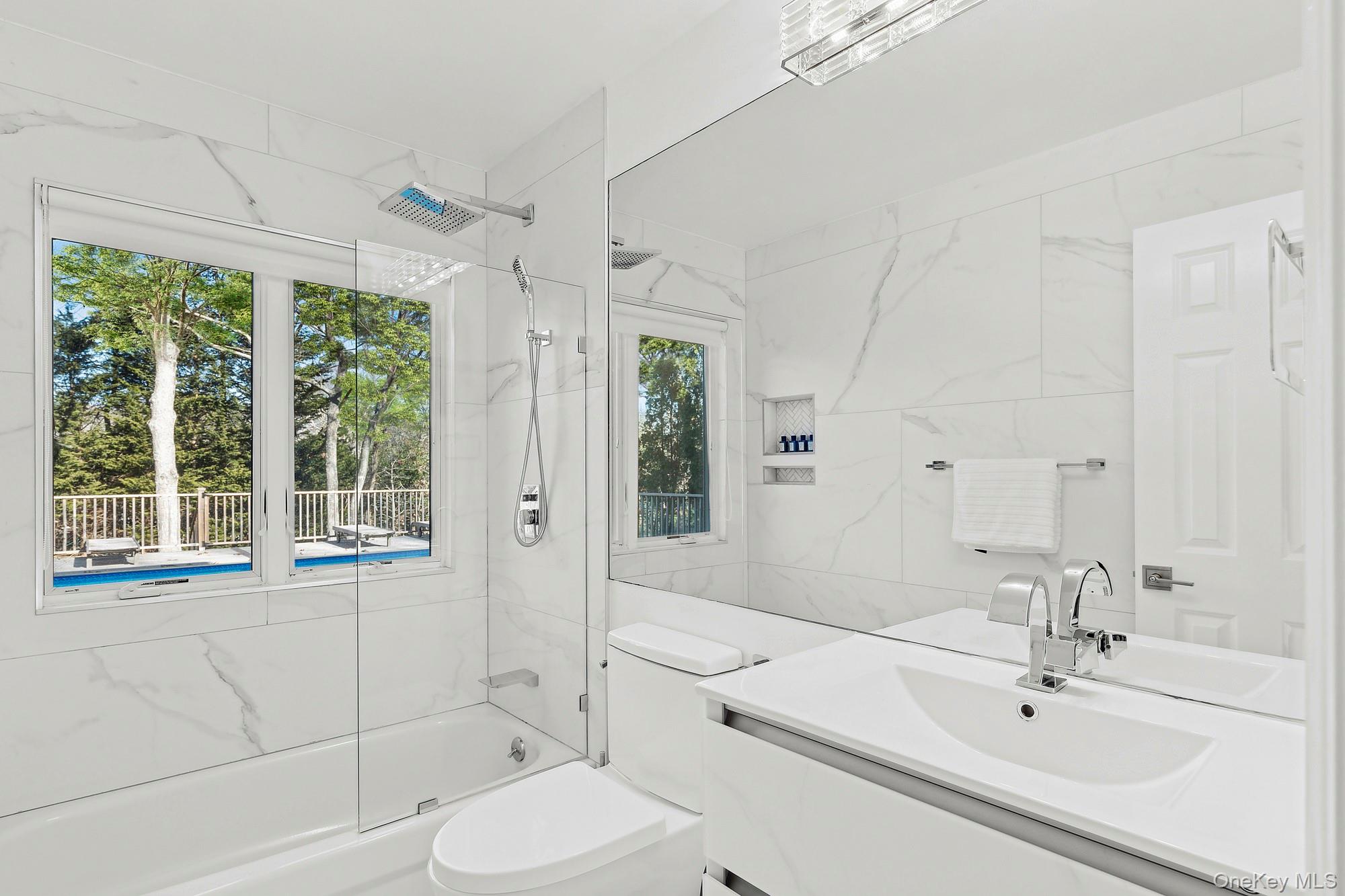 #12 photo, 5 Cowhill Lane, Wainscott , NY 11975