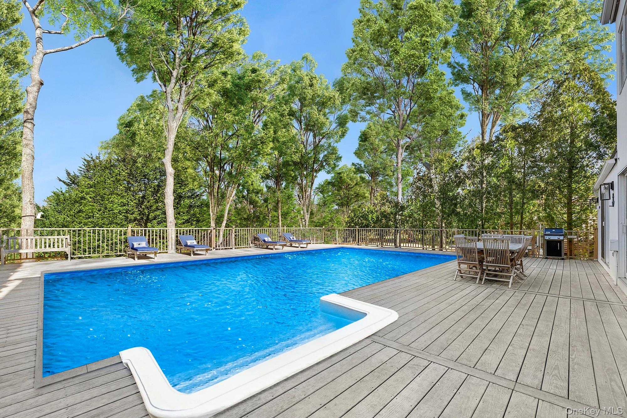 #18 photo, 5 Cowhill Lane, Wainscott , NY 11975