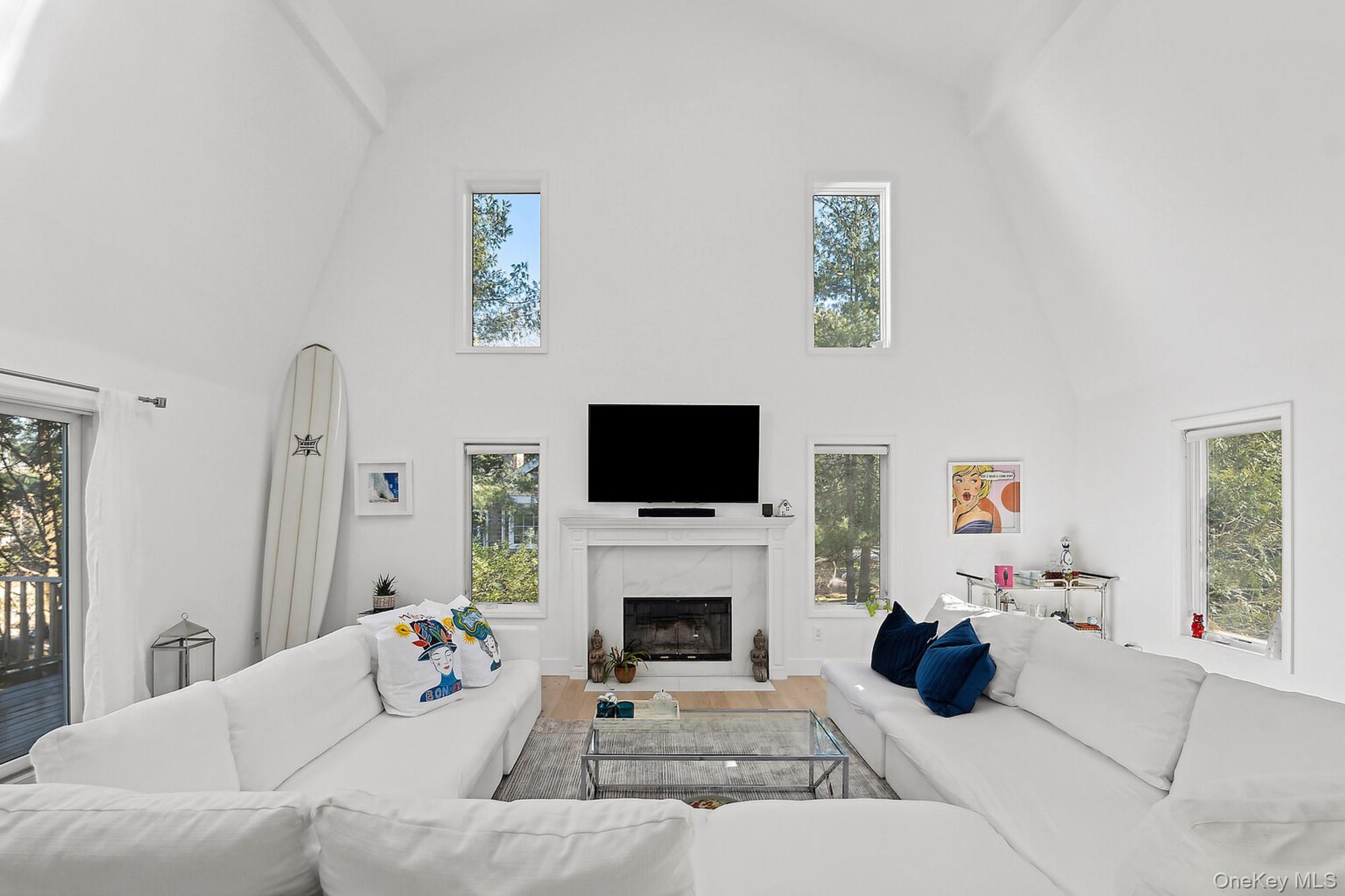 #3 photo, 5 Cowhill Lane, Wainscott , NY 11975