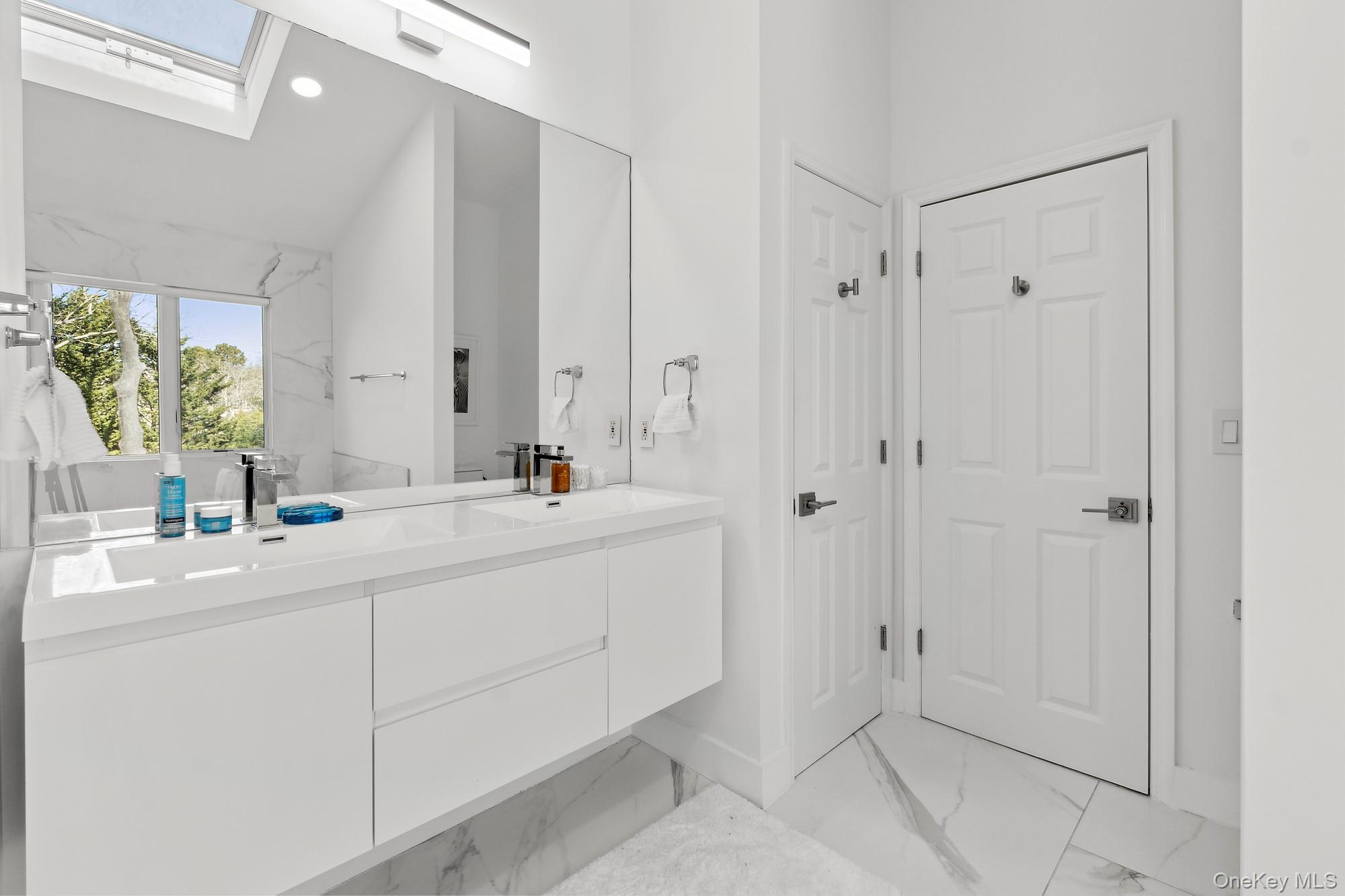 #9 photo, 5 Cowhill Lane, Wainscott , NY 11975