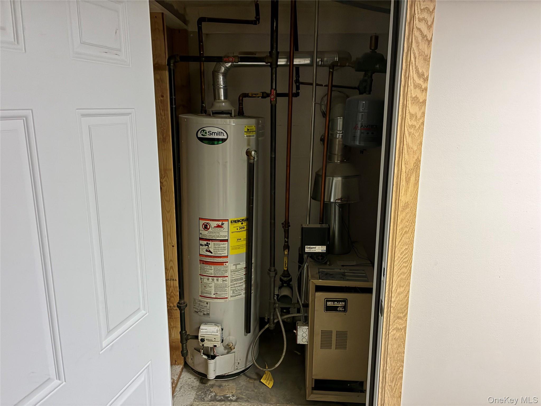 #12 photo, 86 Scarcliffe Drive, Malverne , NY 11565