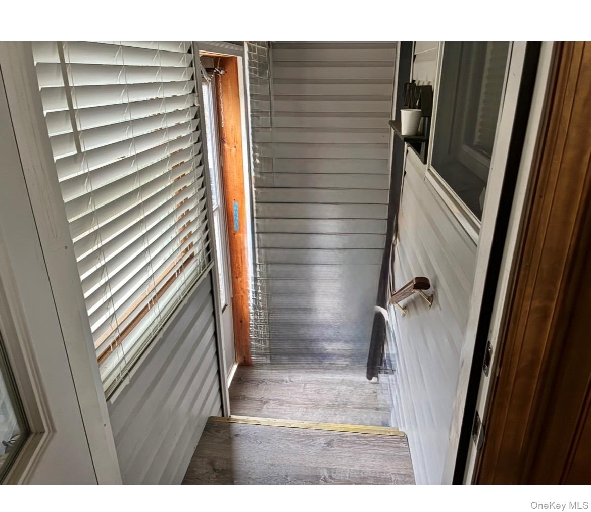 #13 photo, 86 Scarcliffe Drive, Malverne , NY 11565