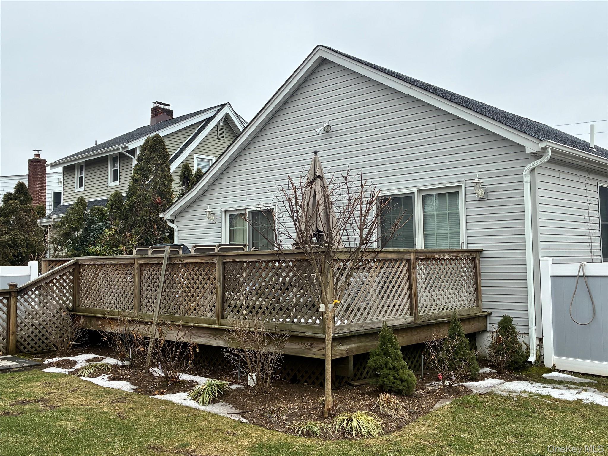 #3 photo, 86 Scarcliffe Drive, Malverne , NY 11565