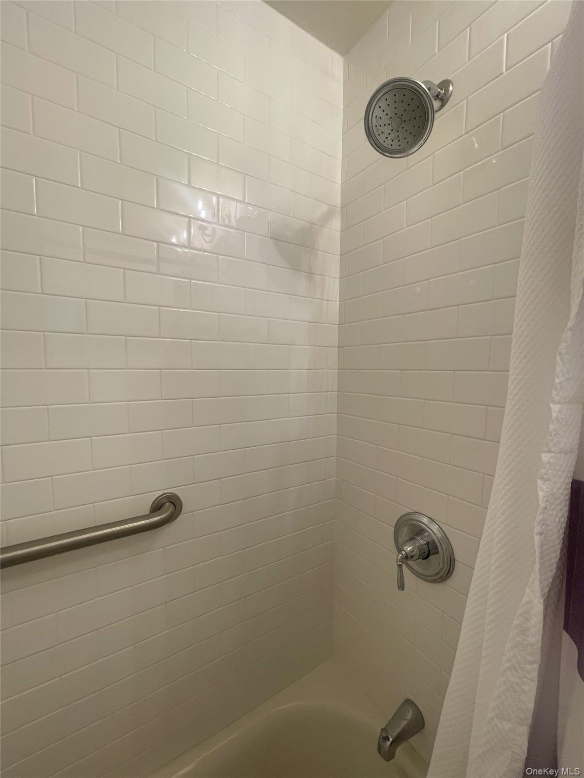 #19 photo, 379 Bluff Road, Amagansett , NY 11930