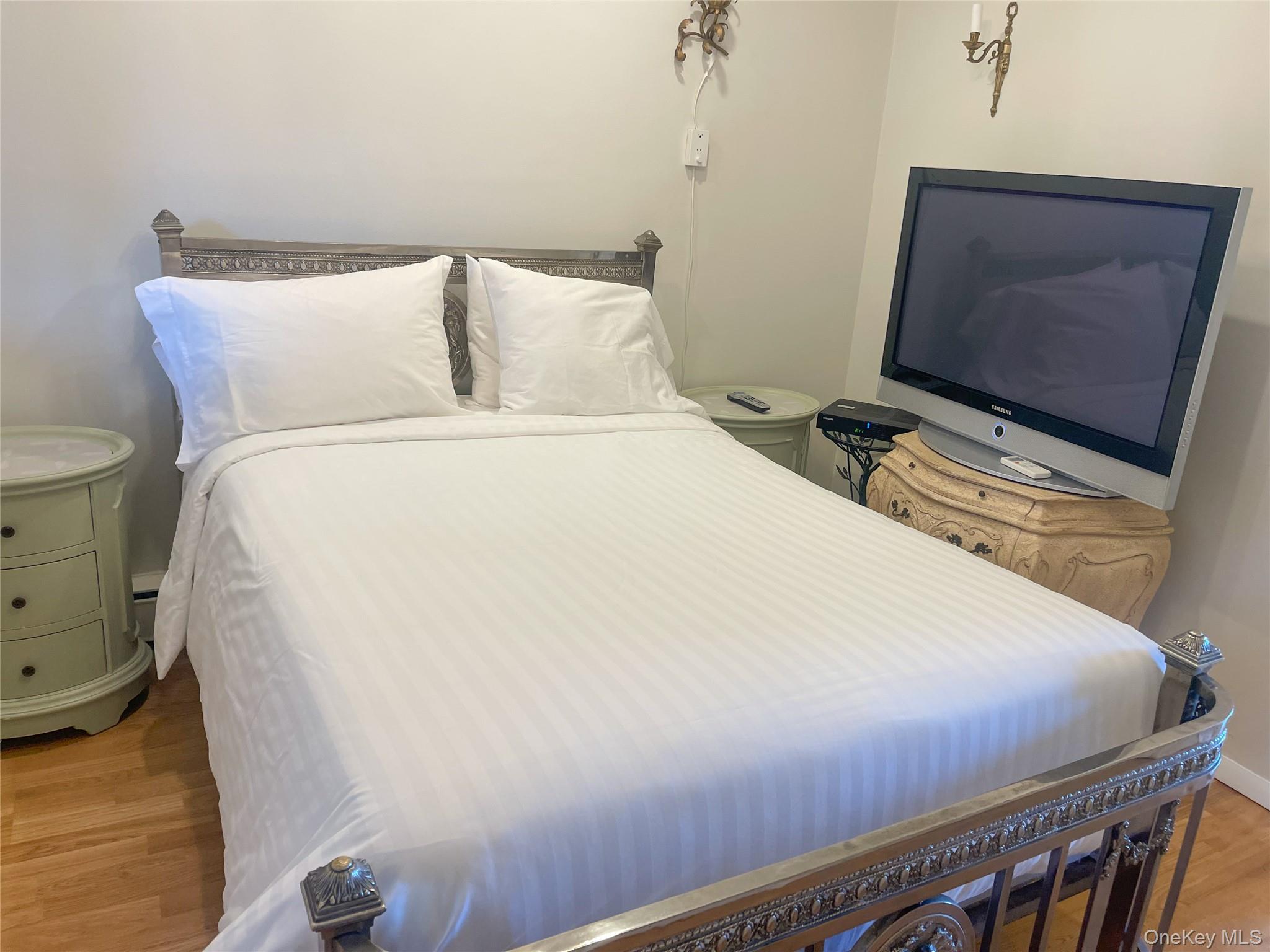 #20 photo, 379 Bluff Road, Amagansett , NY 11930