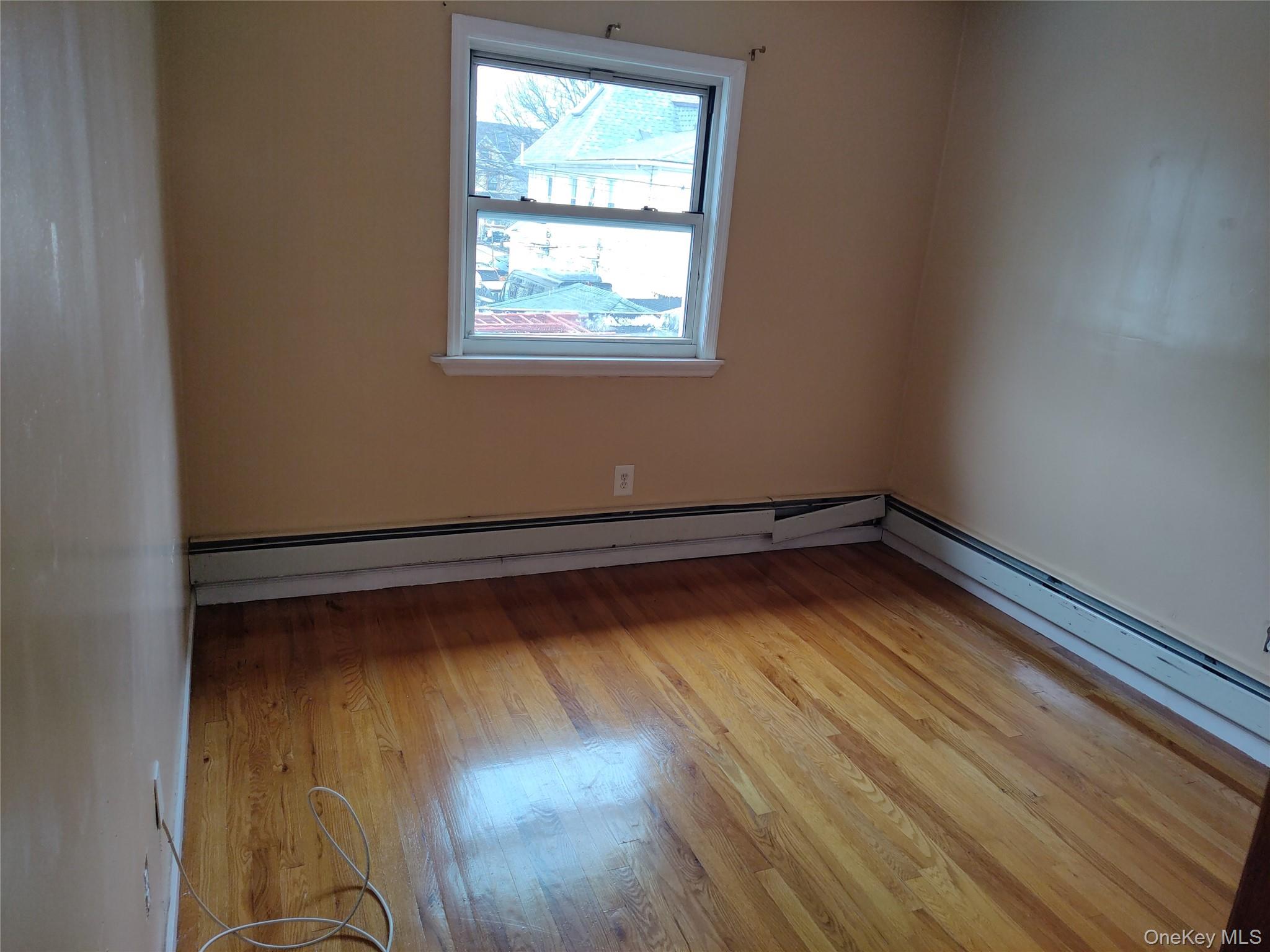 #12 photo, 872 48 Street, Бруклин ‖ Brooklyn , NY 11203