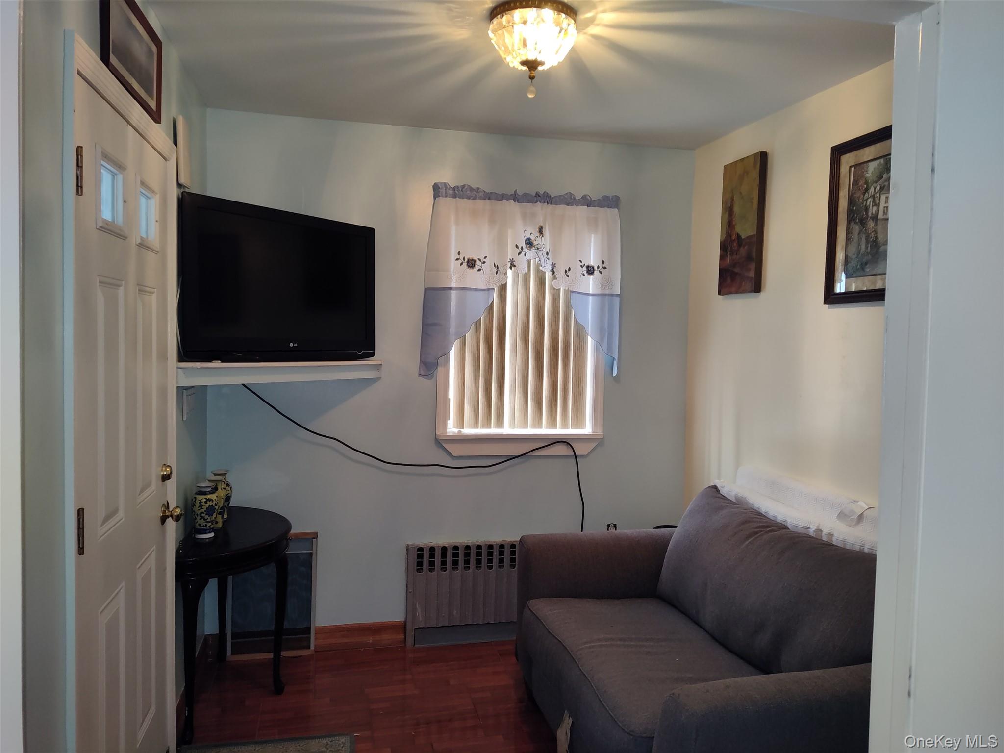 #4 photo, 872 48 Street, Бруклин ‖ Brooklyn , NY 11203