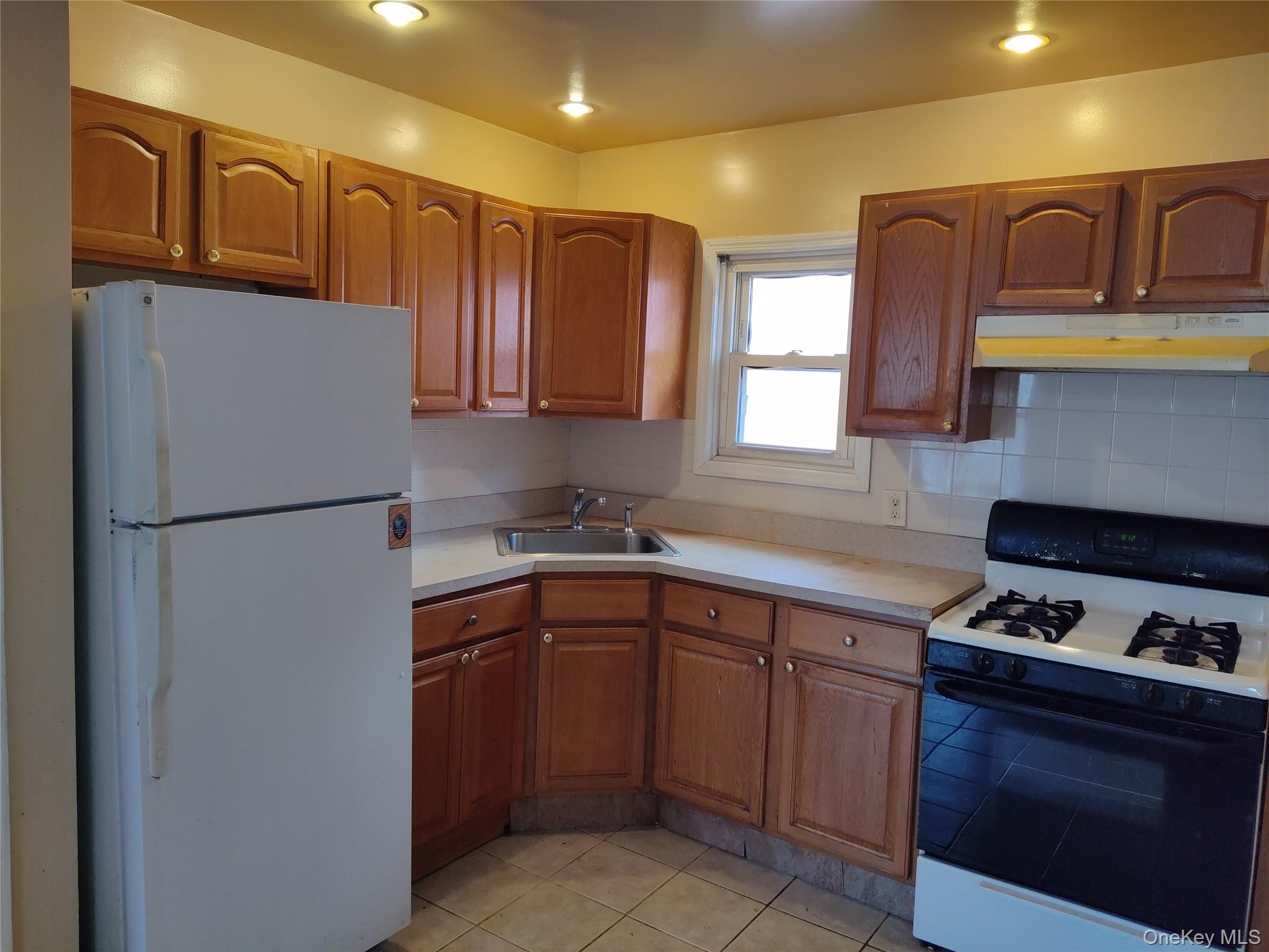 #8 photo, 872 48 Street, Бруклин ‖ Brooklyn , NY 11203