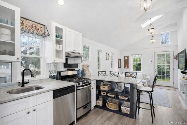 #2 photo, 435 Montauk Highway, Westhampton Beach , NY 11978