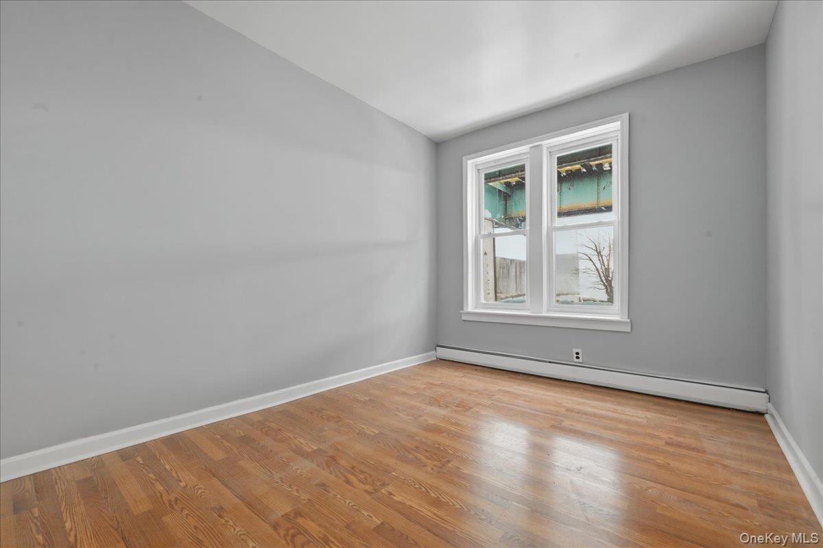 #19 photo, 12610 Jamaica Avenue, Куинс ‖ Jamaica , NY 11418