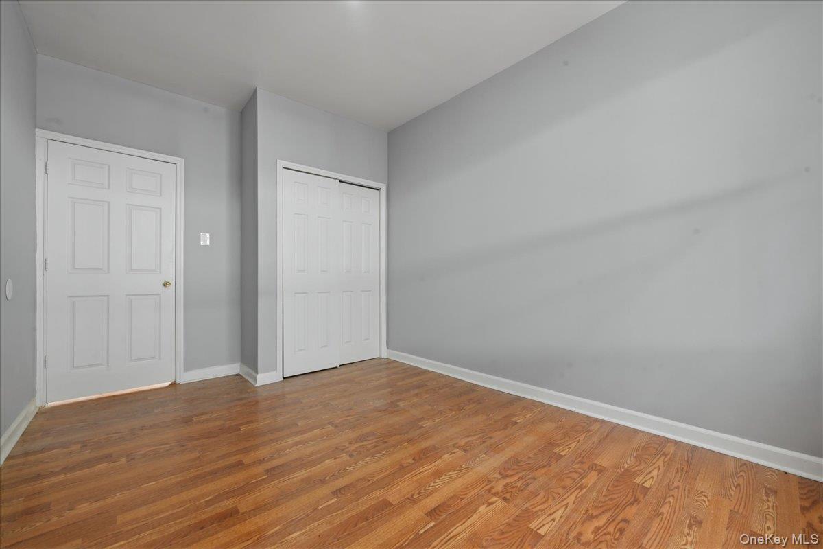 #20 photo, 12610 Jamaica Avenue, Куинс ‖ Jamaica , NY 11418