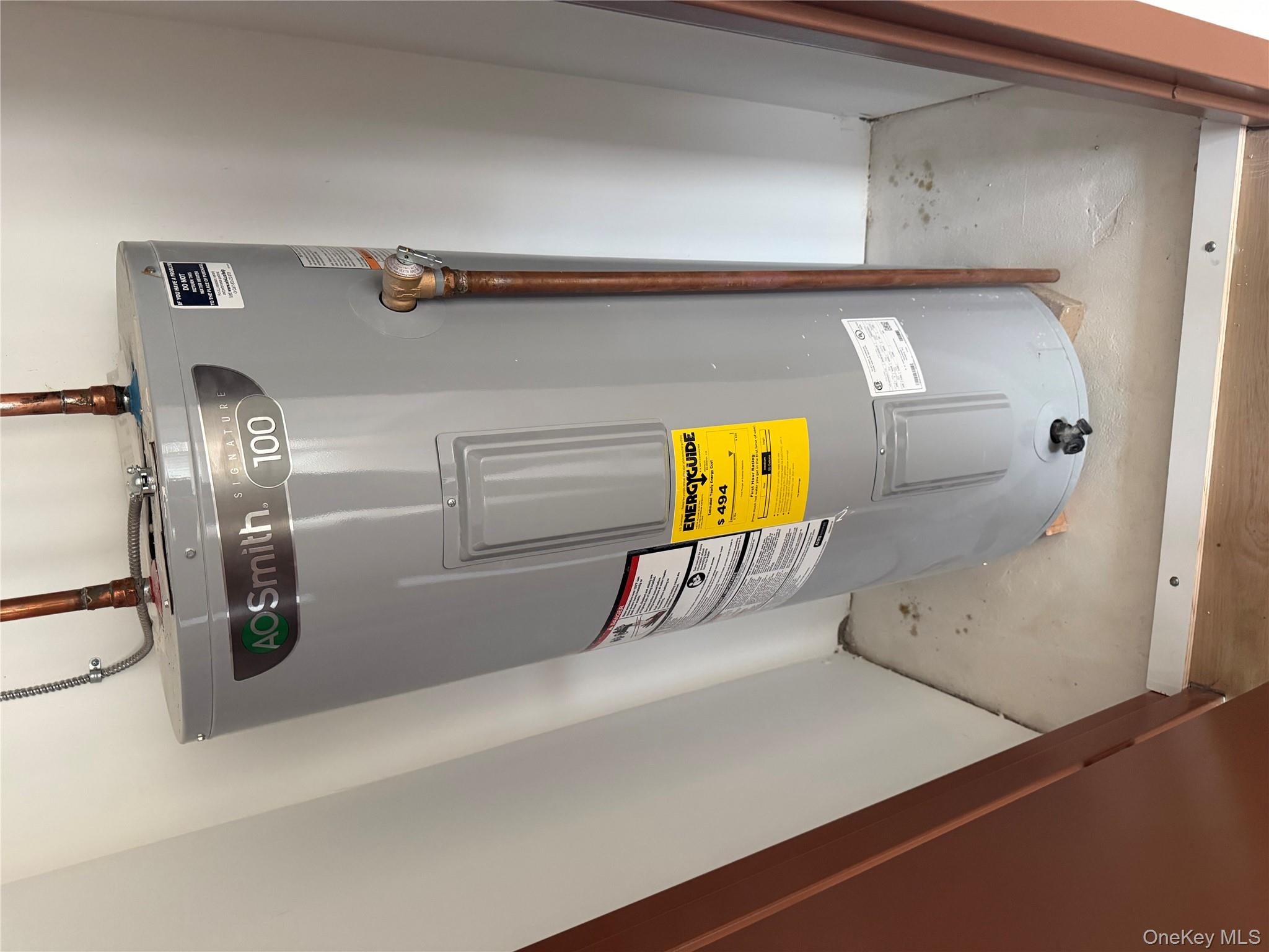 #5 photo, 947 college Avenue, Bronx , NY 10453