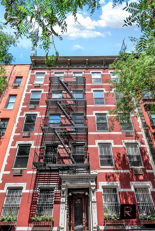 #7 photo, 305 W 55th Street, Манхэттен ‖ Hell's Kitchen , NY 10019